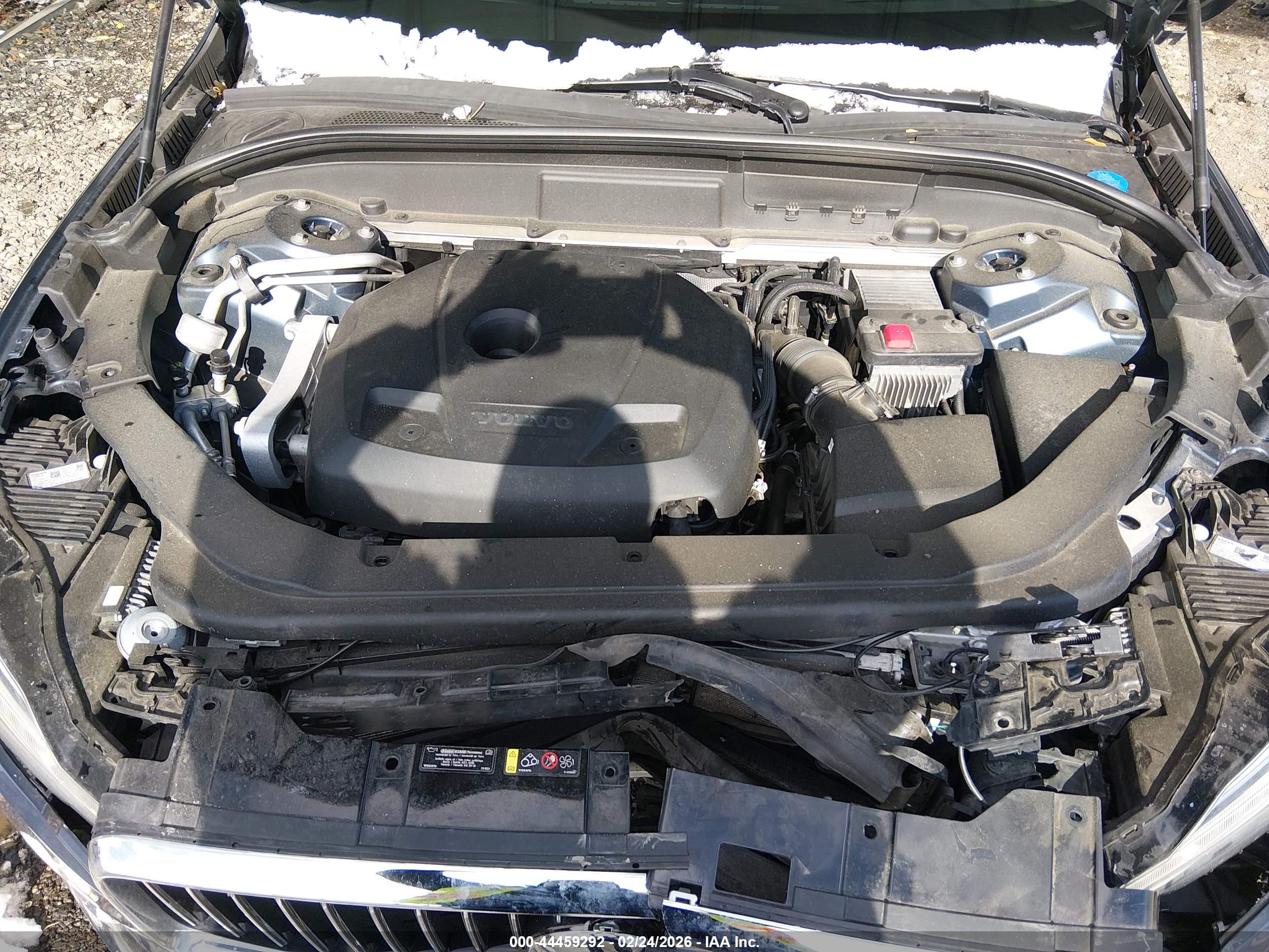 VOLVO XC60 image 10