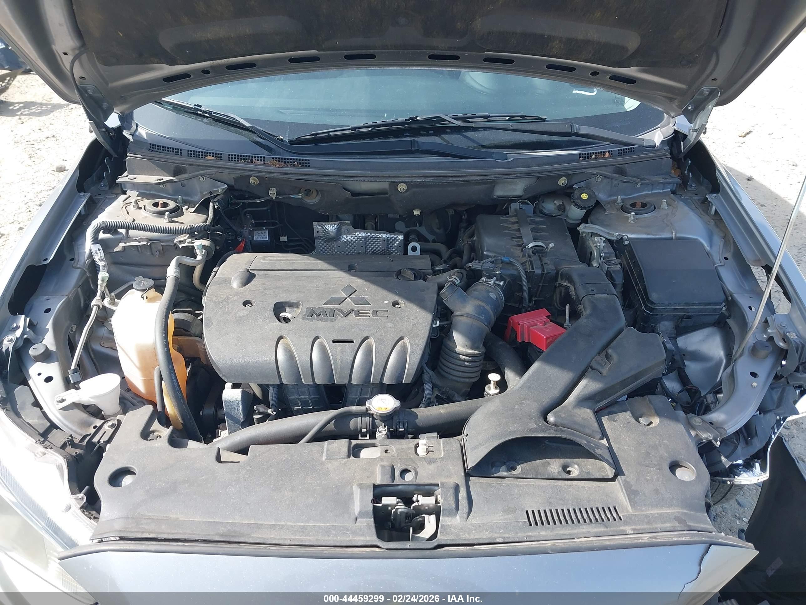 MITSUBISHI LANCER image 10