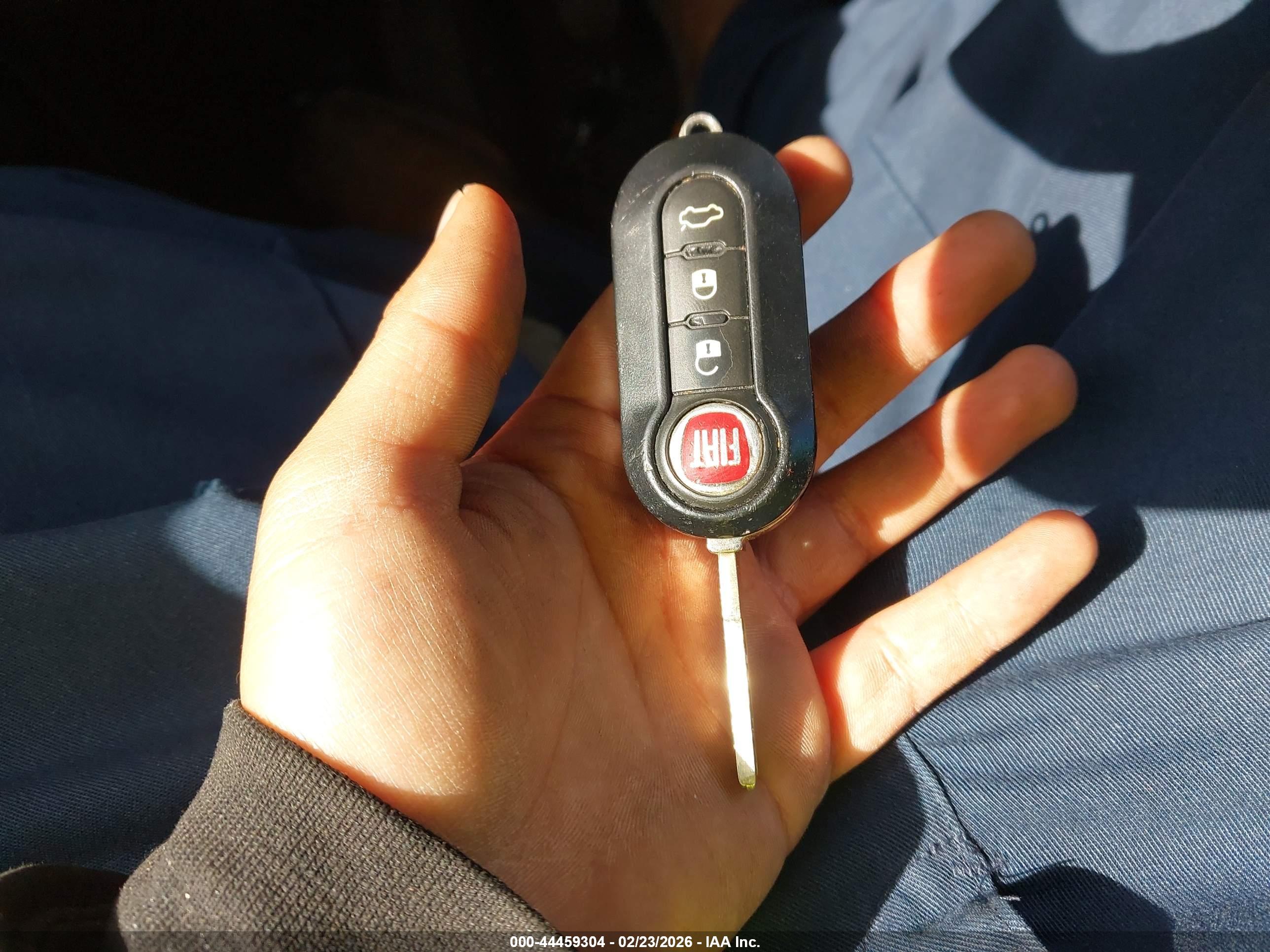 FIAT 500L image 11