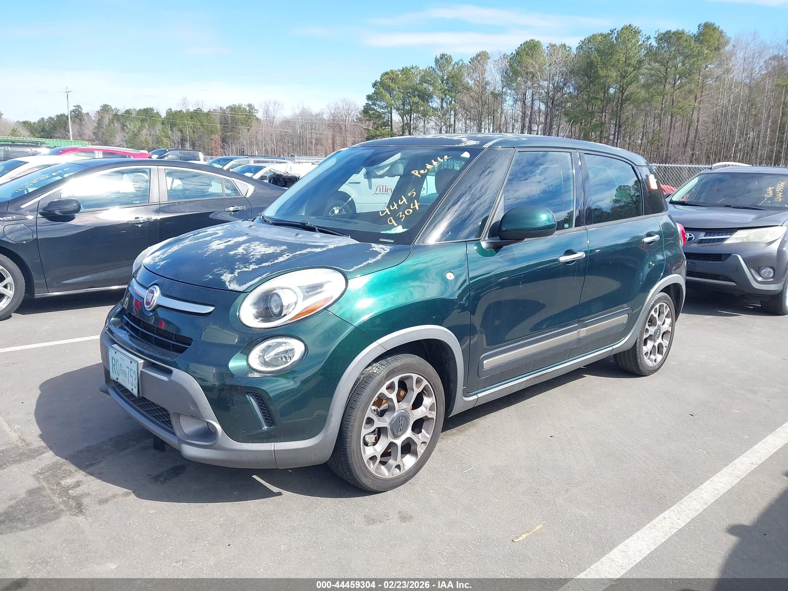 FIAT 500L image 2