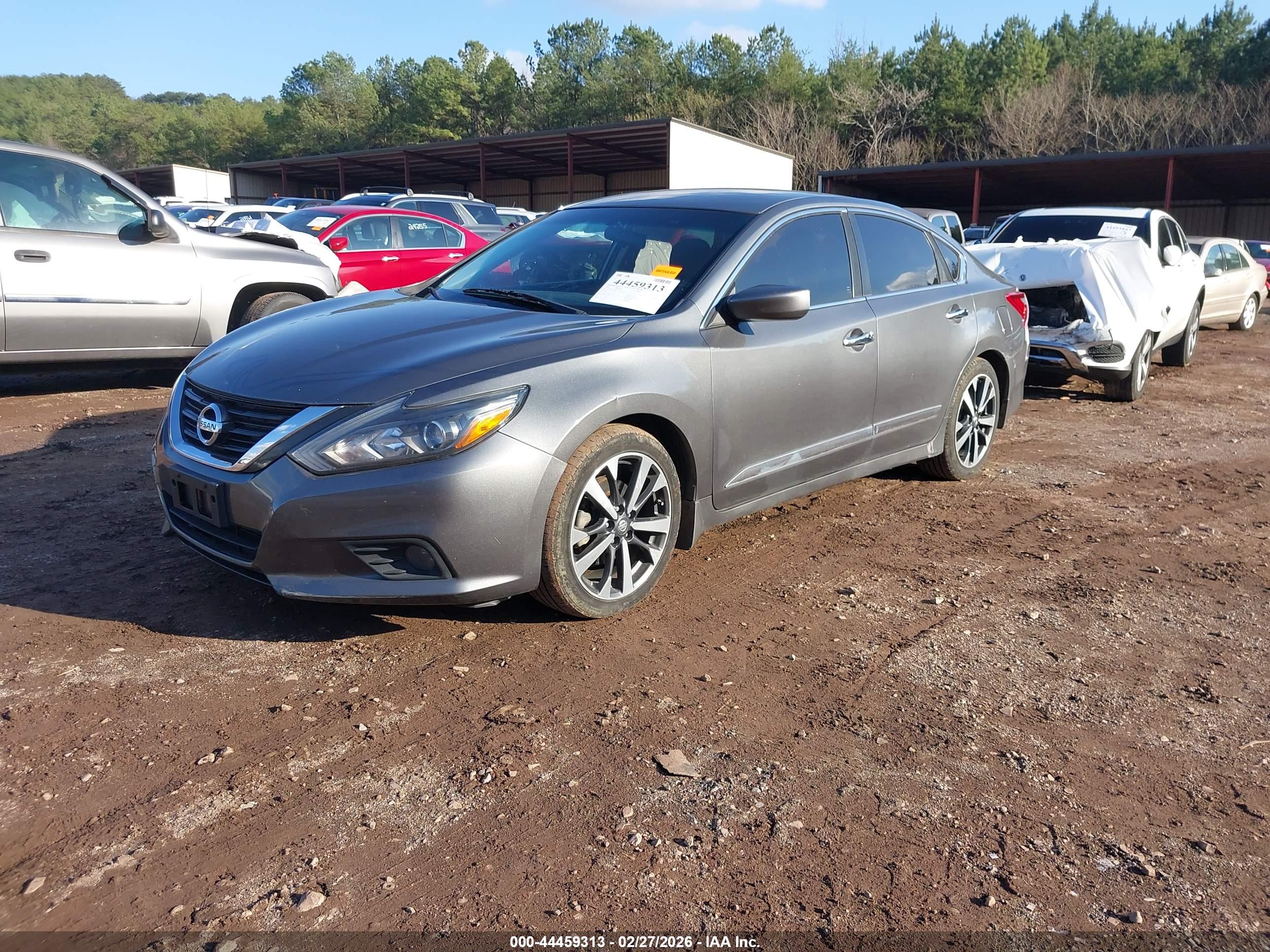 NISSAN ALTIMA image 2