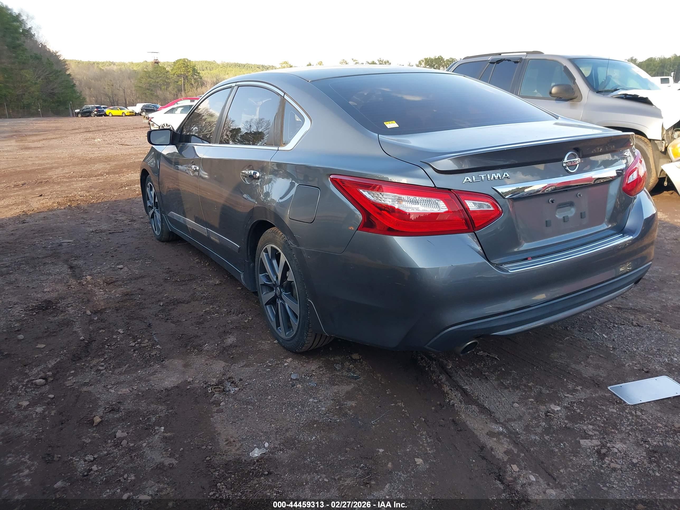 NISSAN ALTIMA image 3