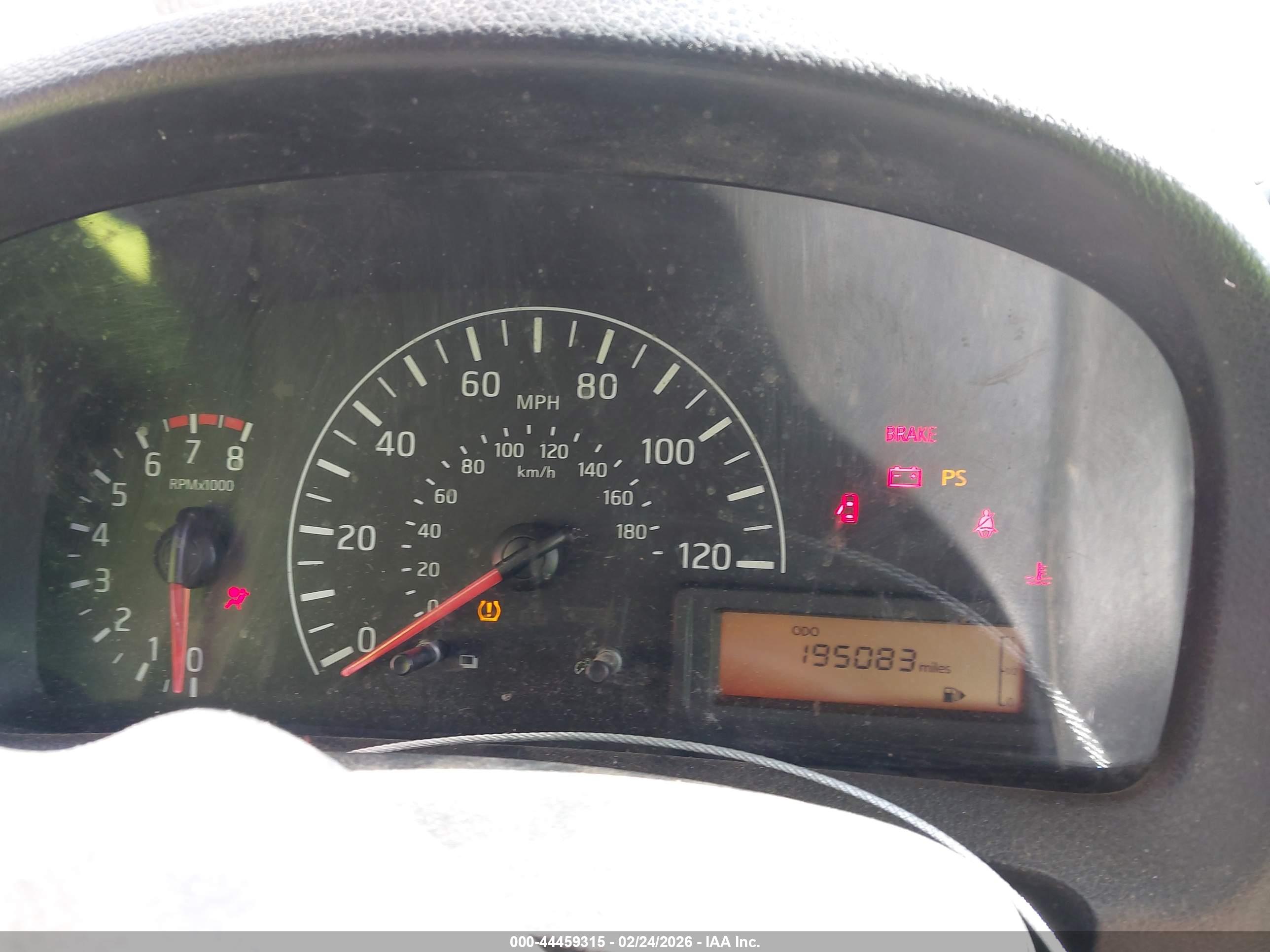 NISSAN NV200 image 7