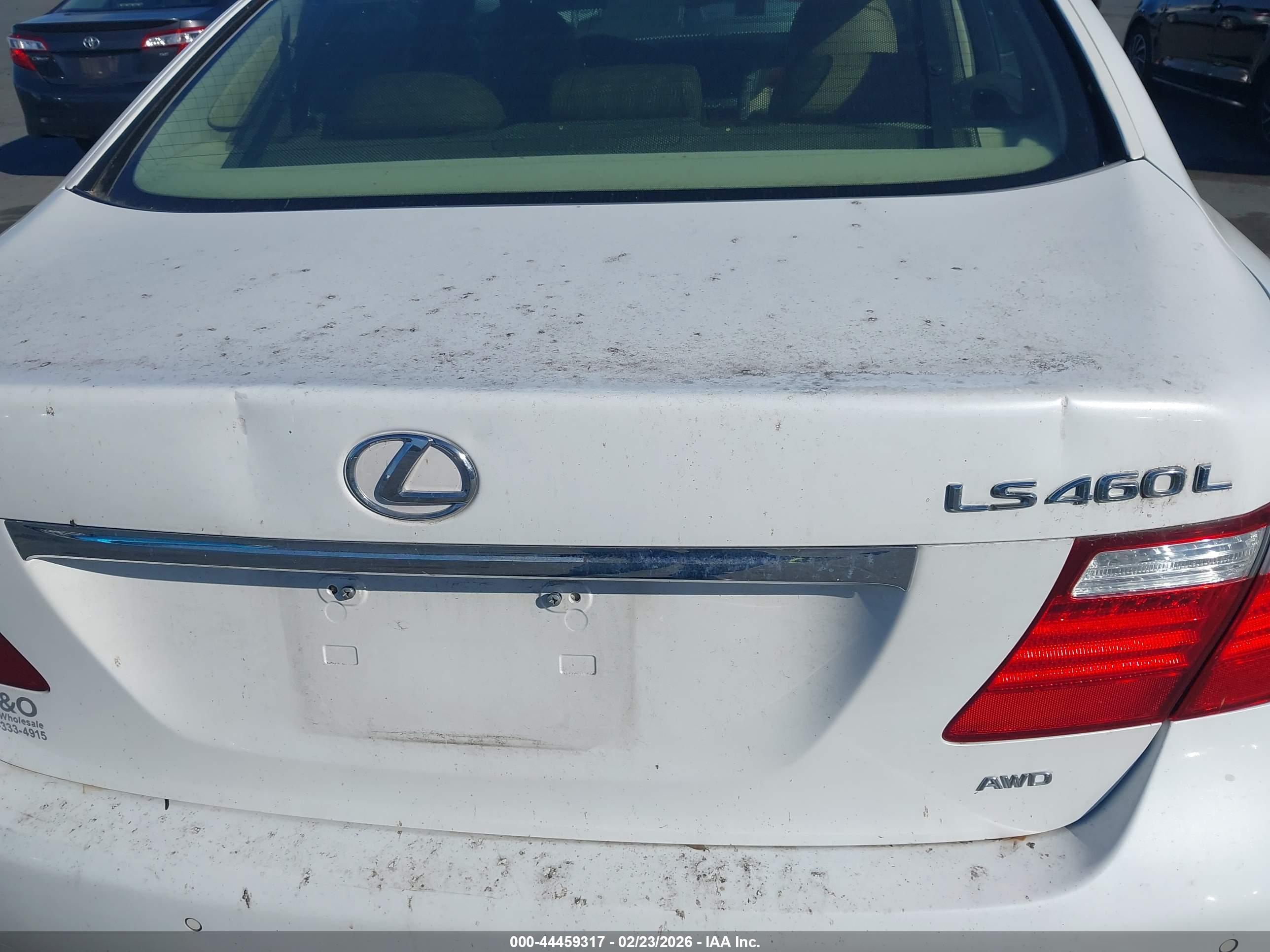 LEXUS LS image 6