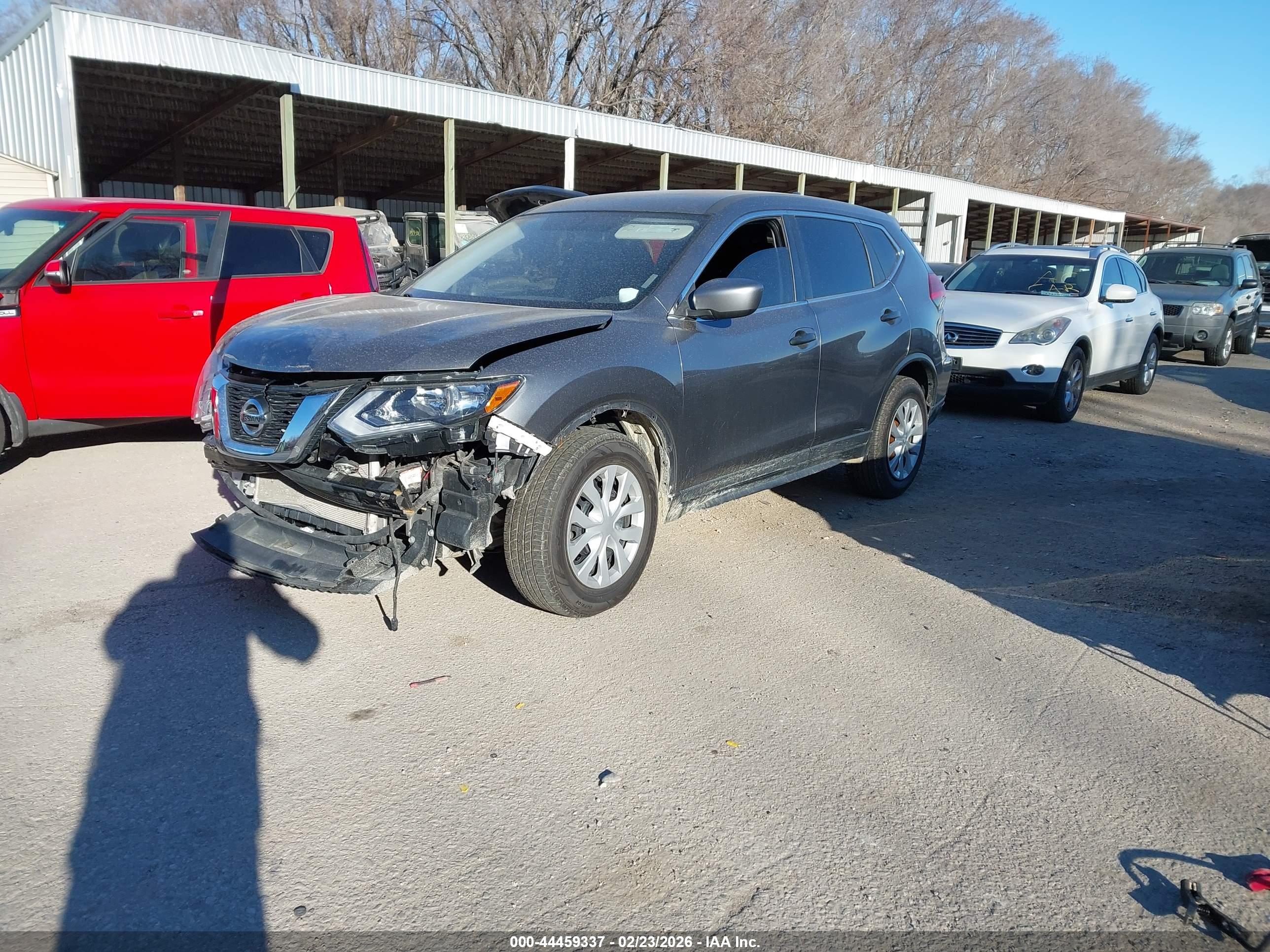NISSAN ROGUE image 2