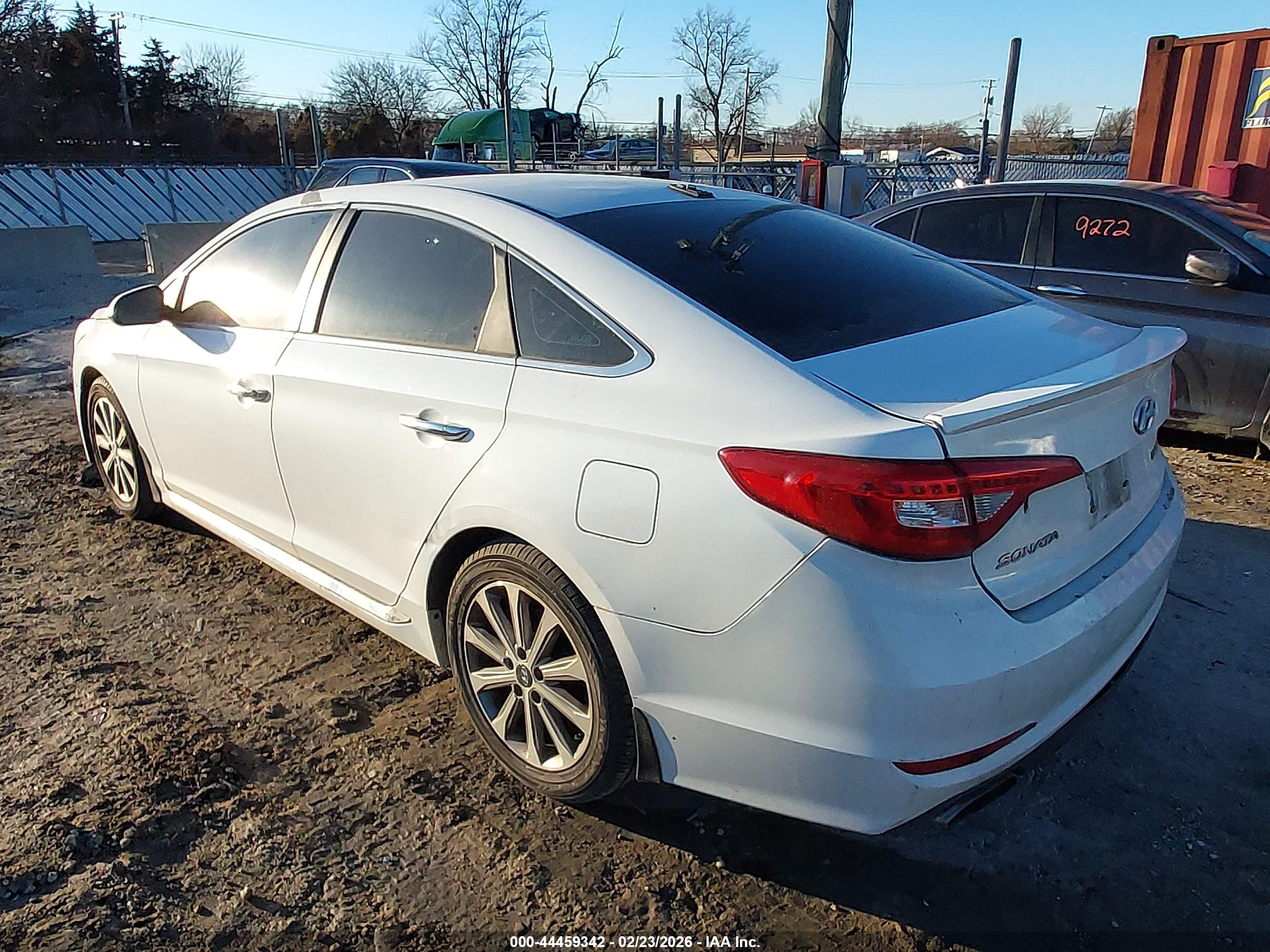 HYUNDAI SONATA image 3