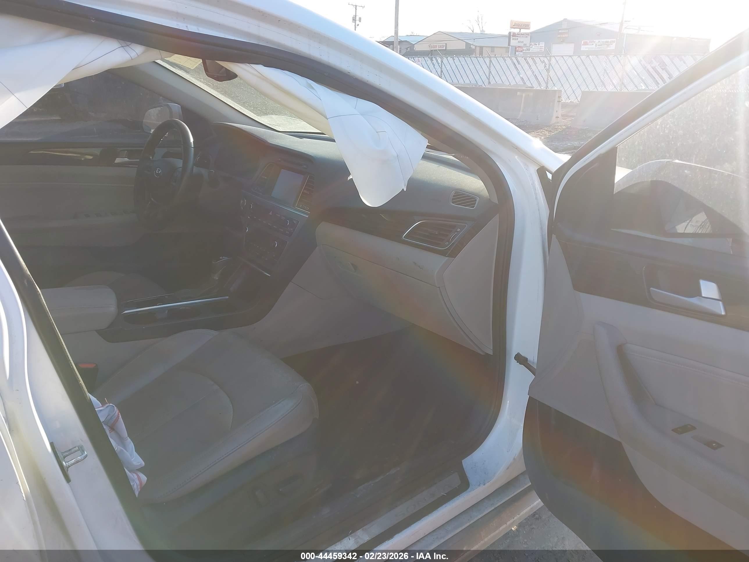 HYUNDAI SONATA image 5