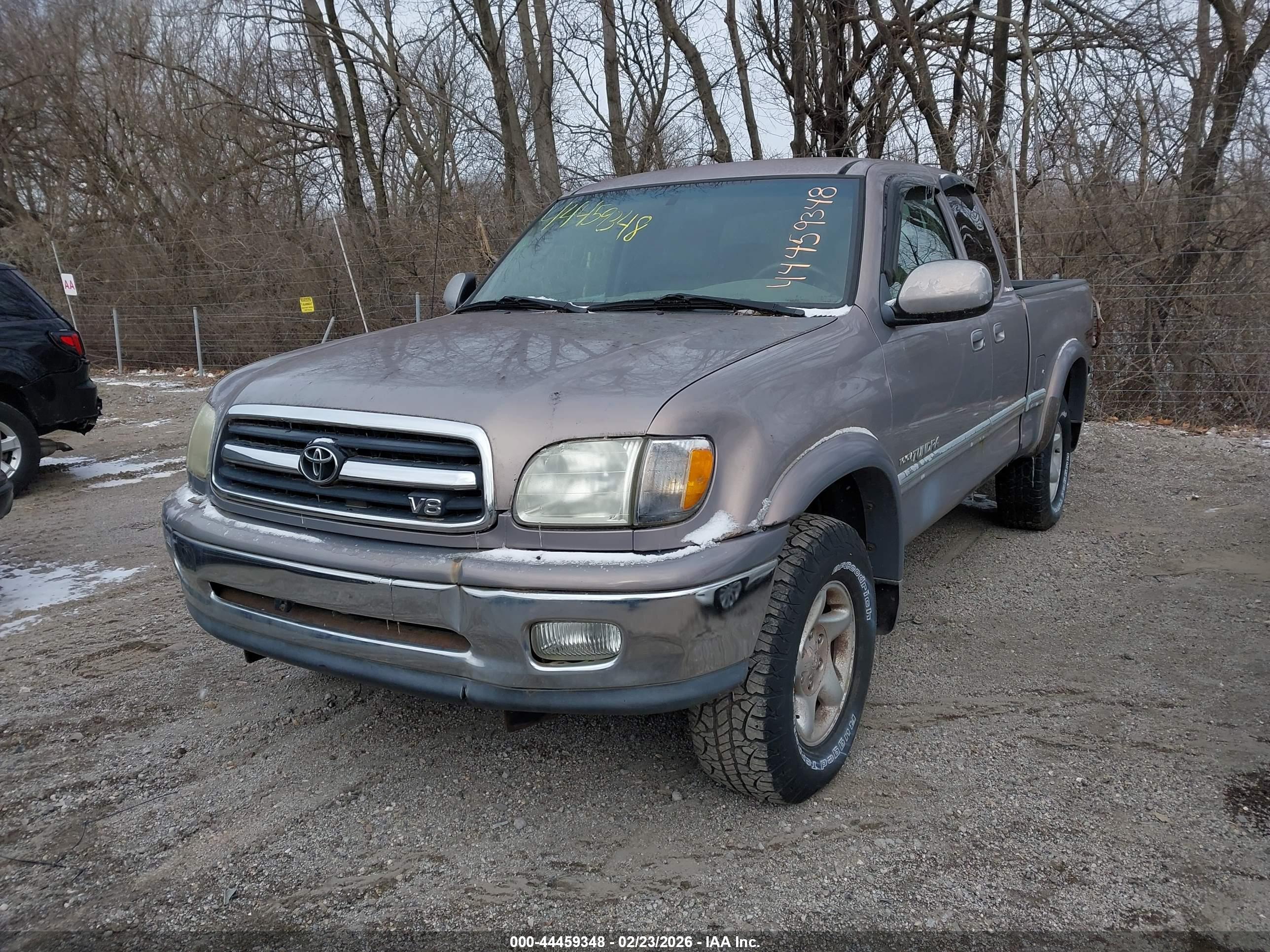 TOYOTA TUNDRA image 2