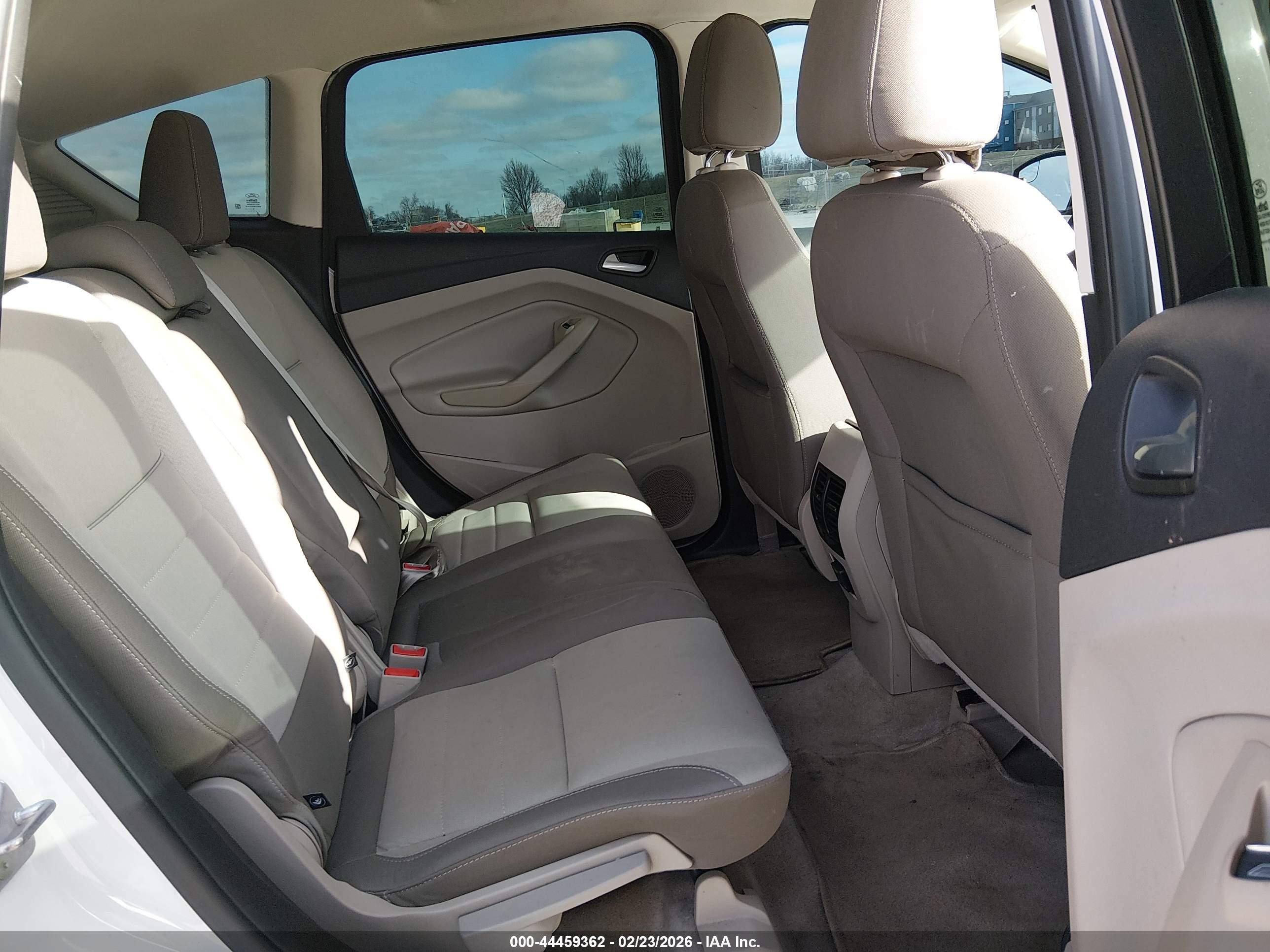FORD C-MAX image 8