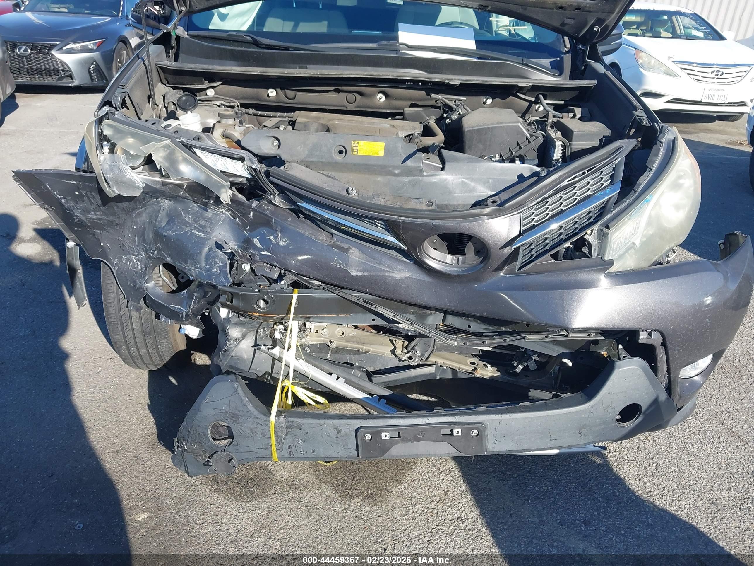 TOYOTA RAV4 image 6