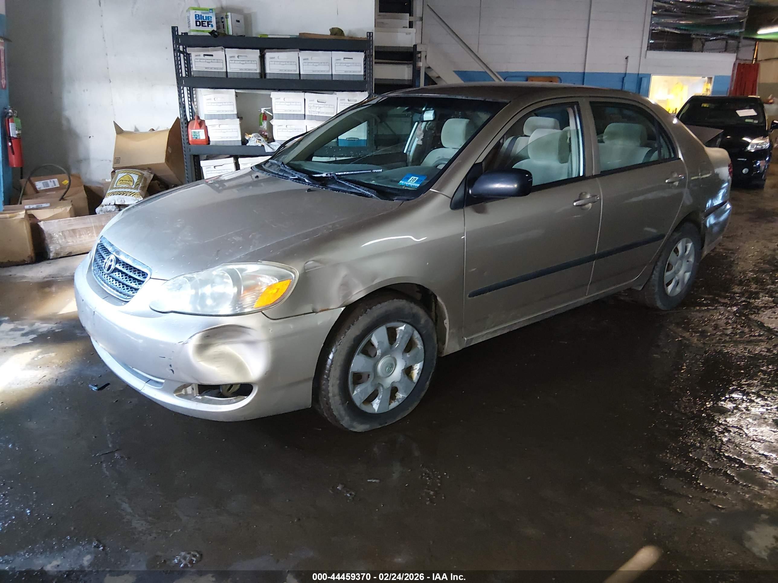 TOYOTA COROLLA image 2