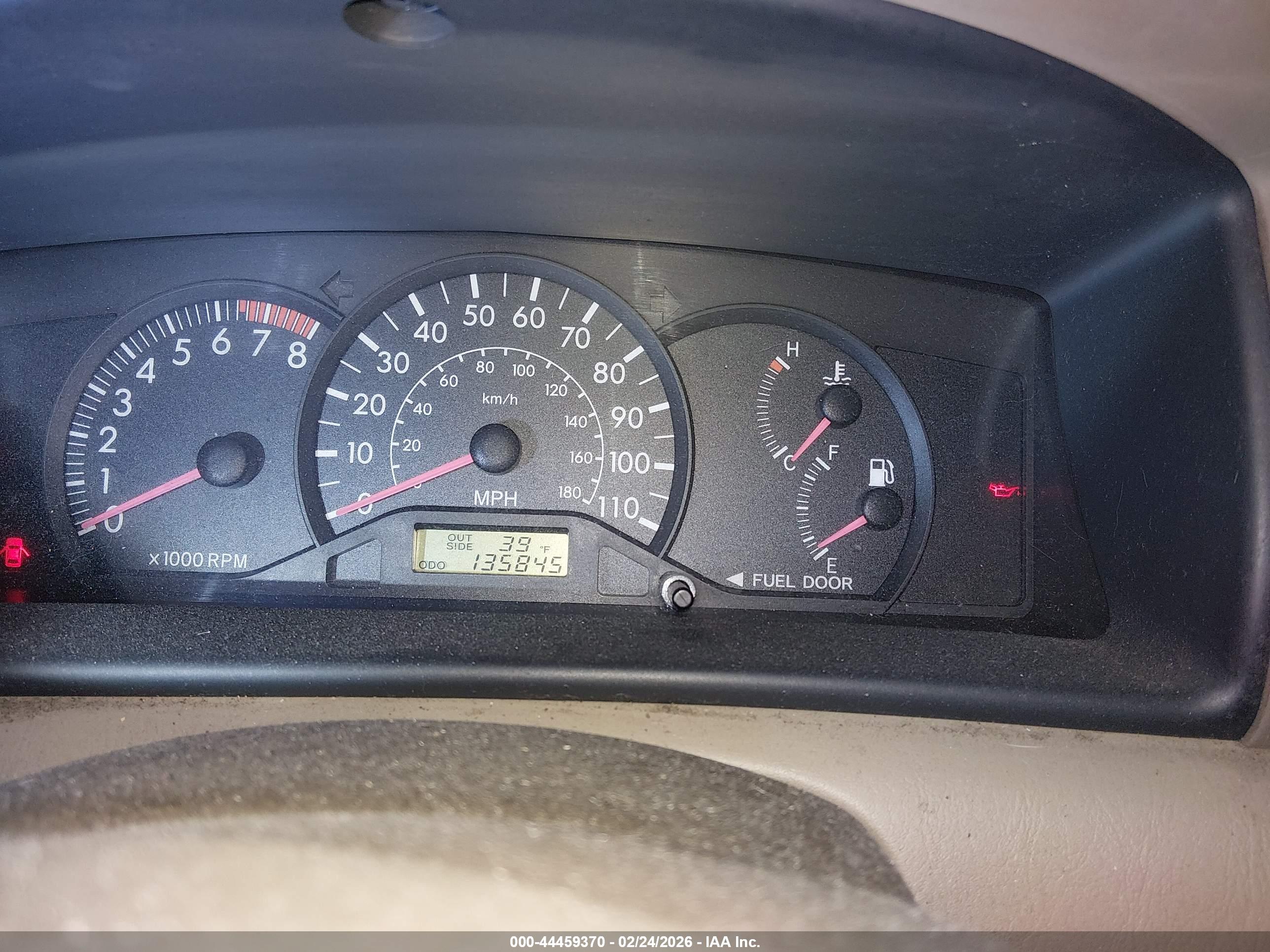 TOYOTA COROLLA image 7