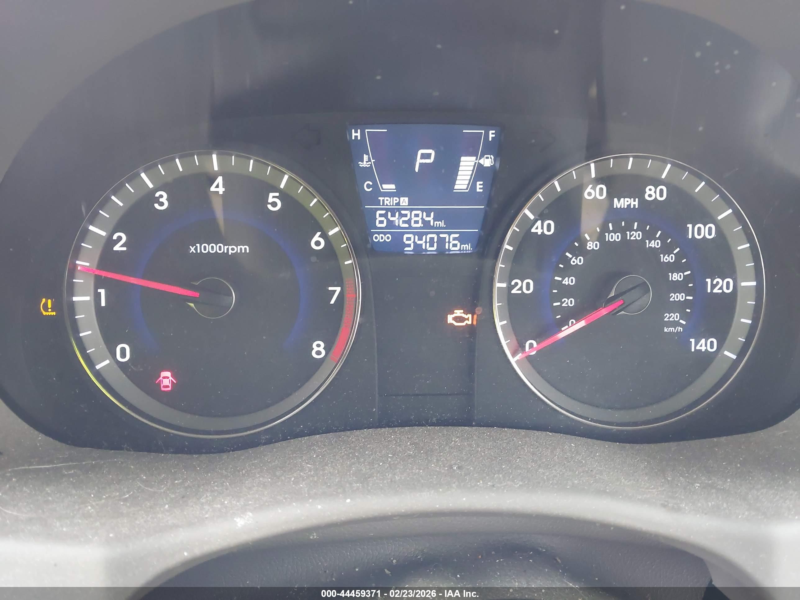 HYUNDAI ACCENT image 7