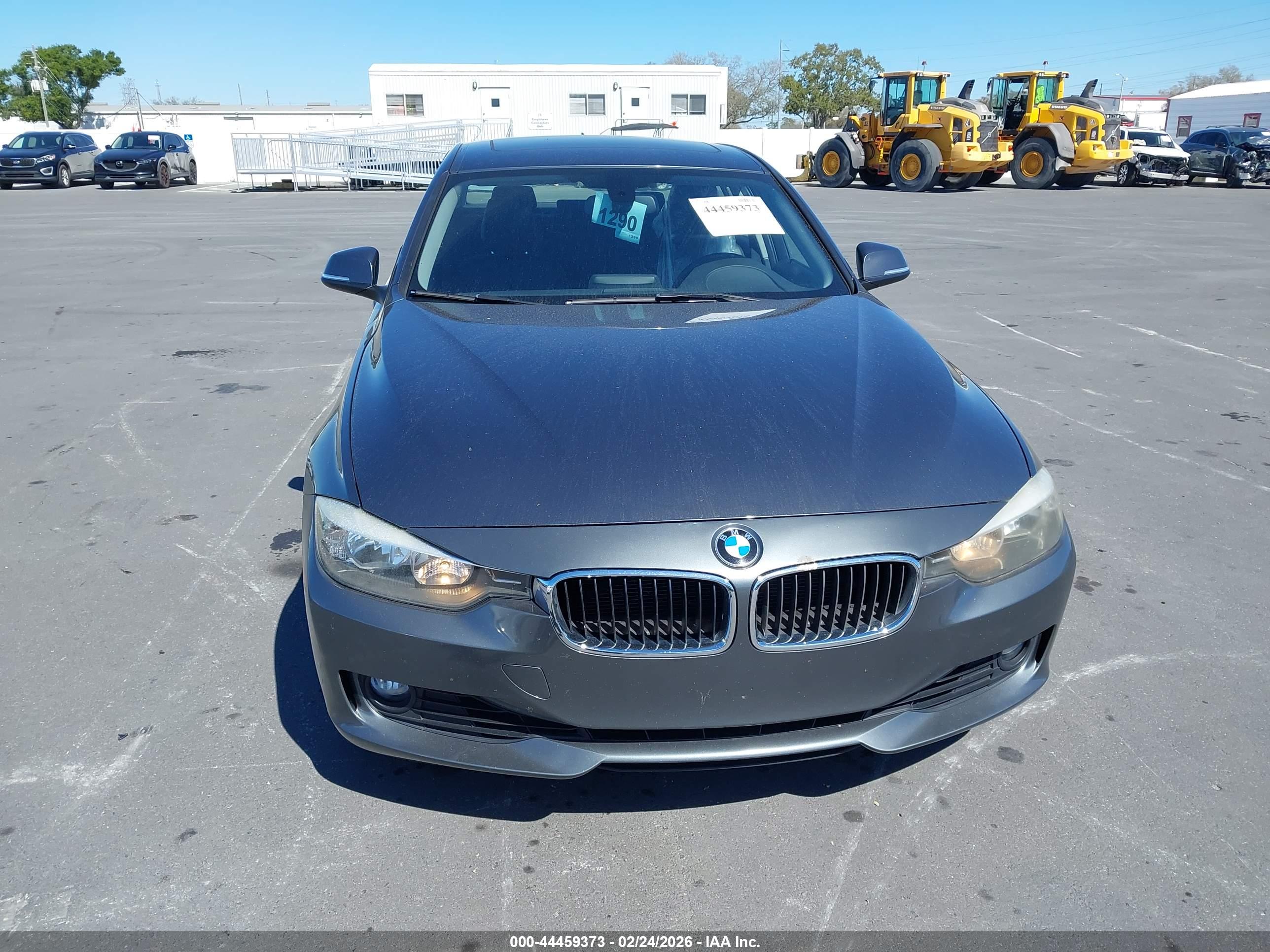 BMW 328I image 6