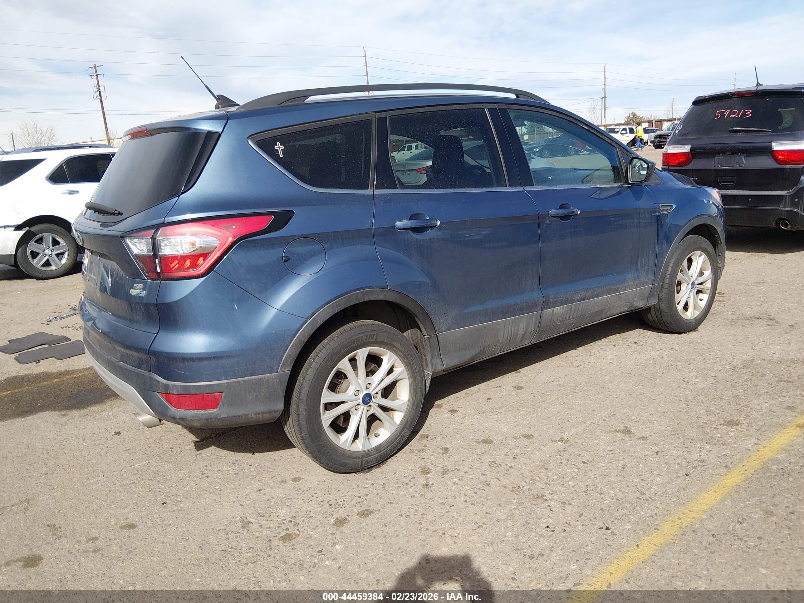 FORD ESCAPE image 4