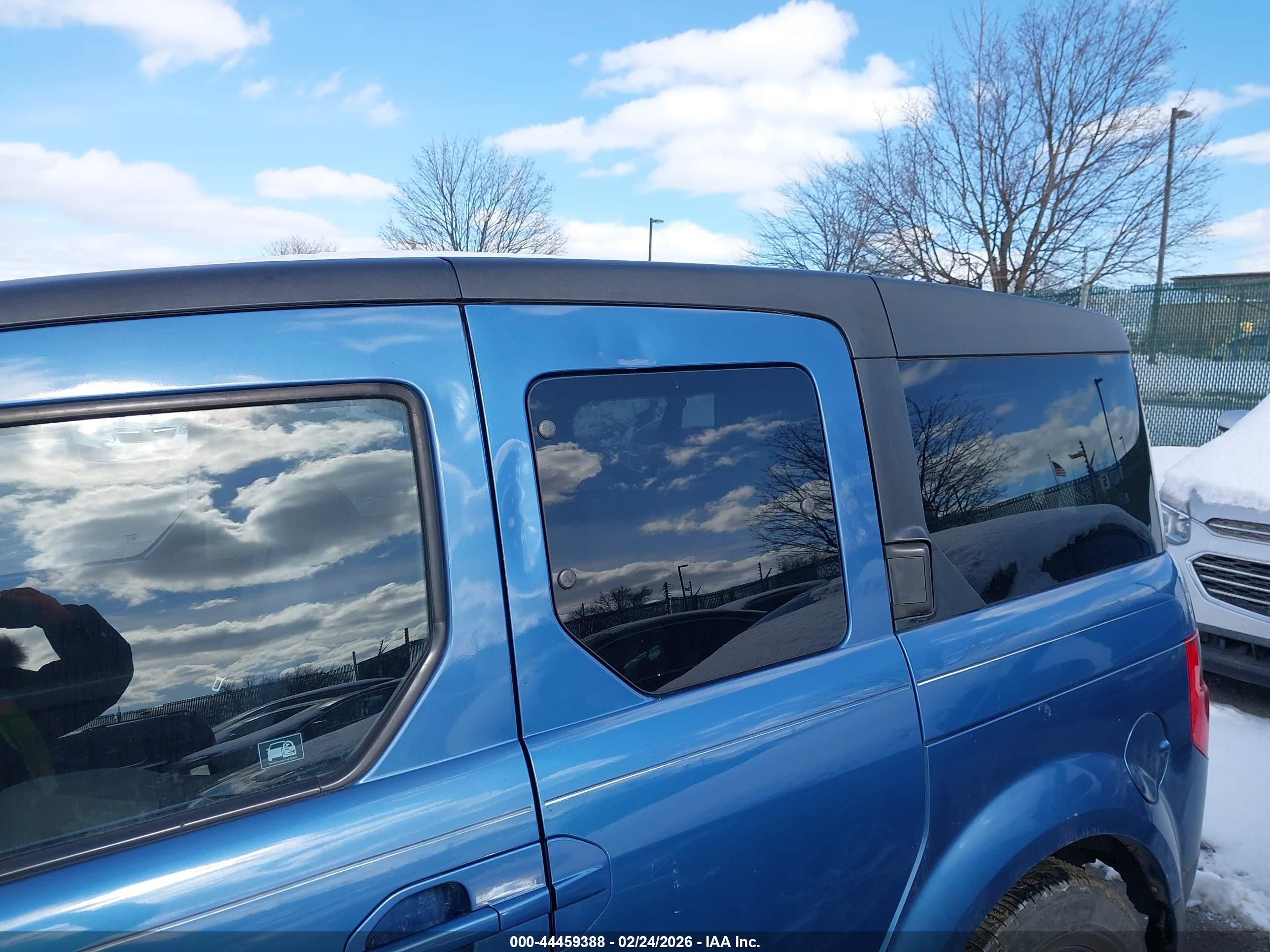 HONDA ELEMENT image 6