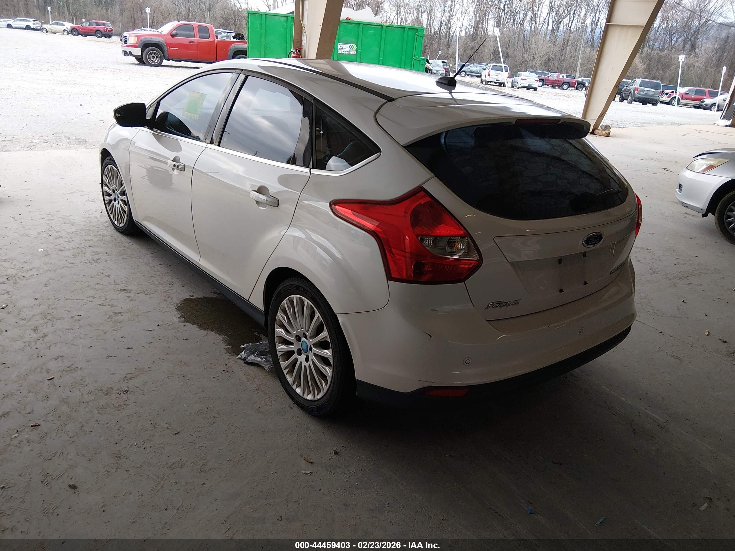 FORD FOCUS image 3