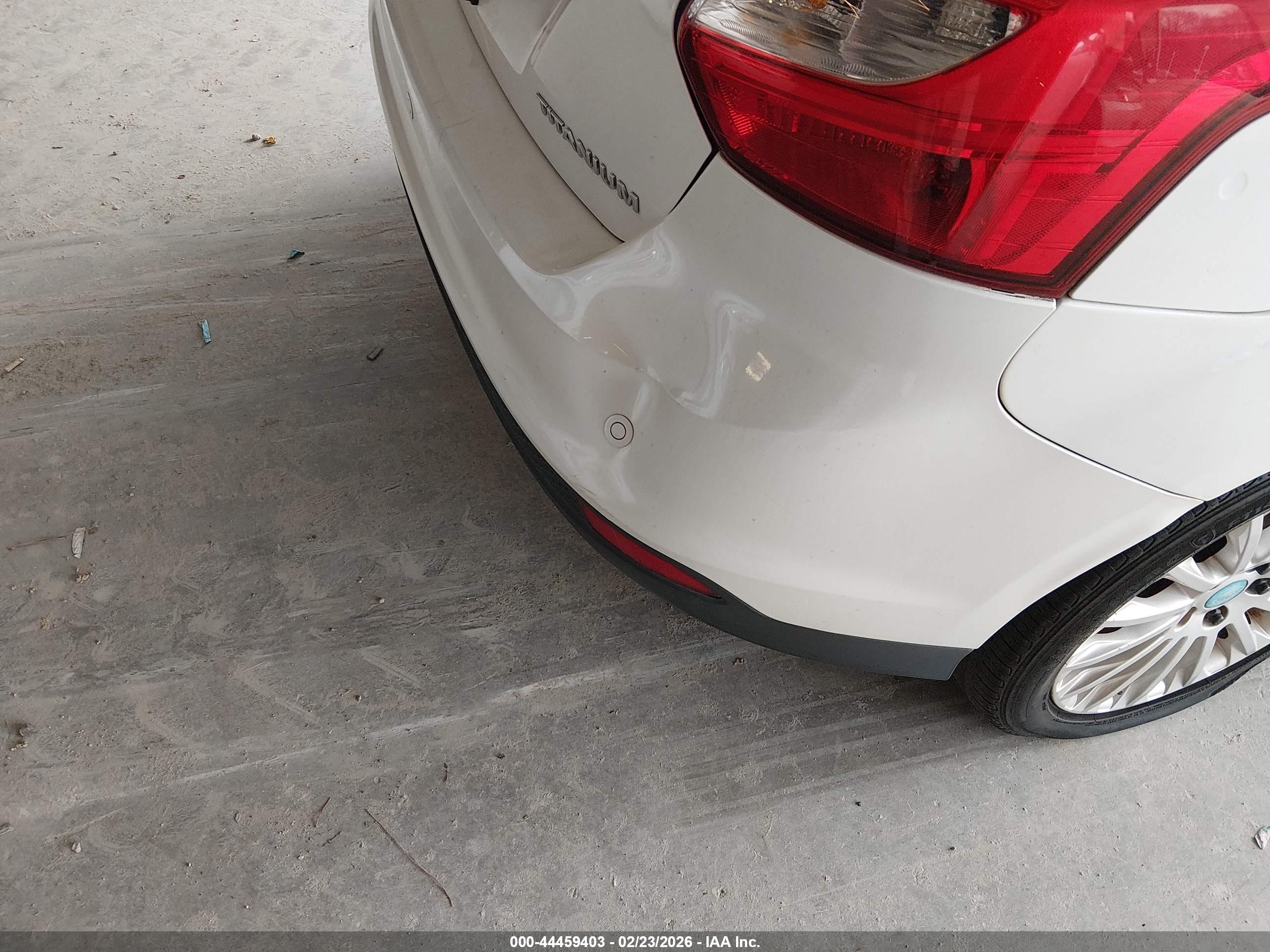 FORD FOCUS image 6