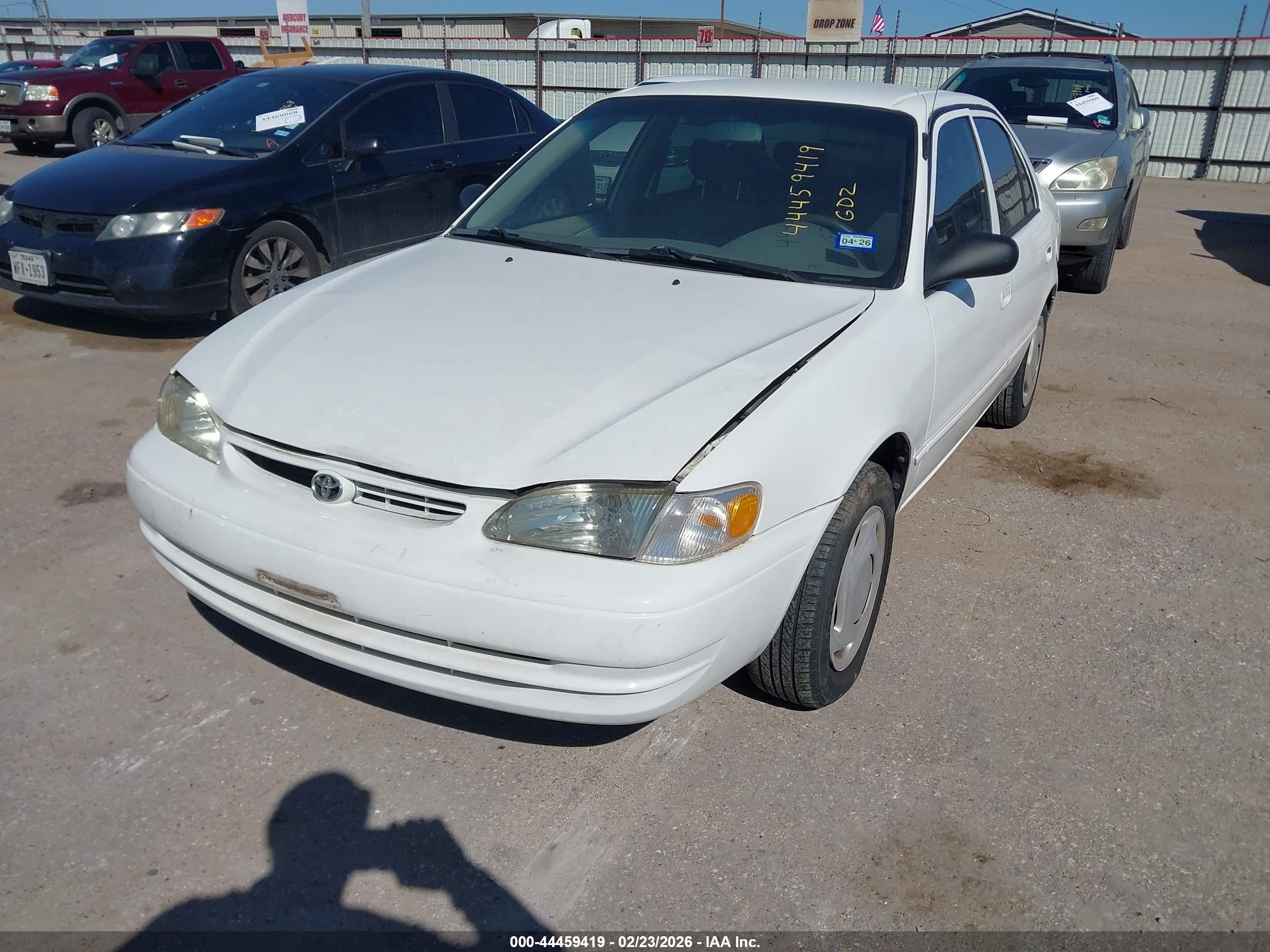 TOYOTA COROLLA image 2