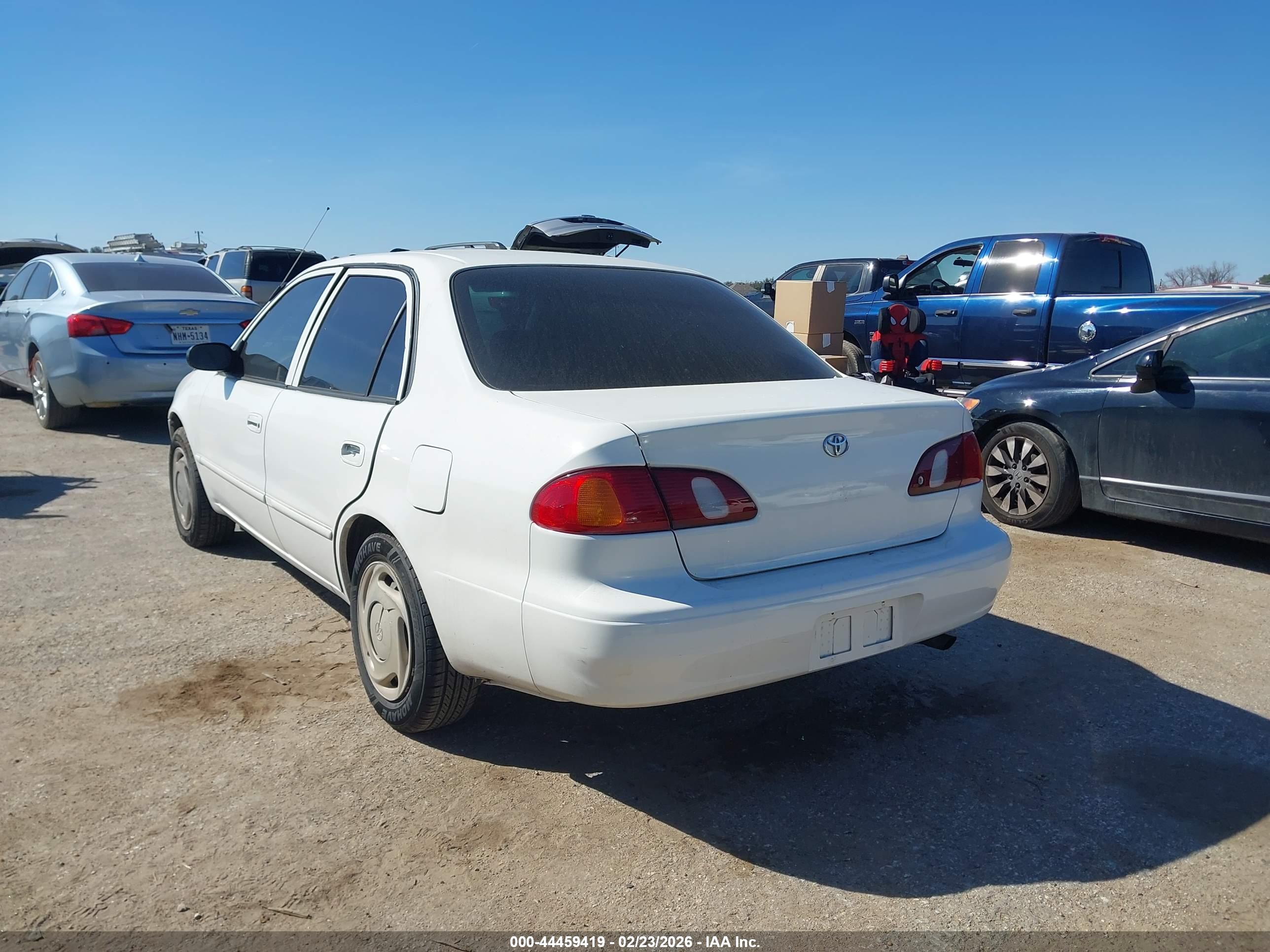 TOYOTA COROLLA image 3