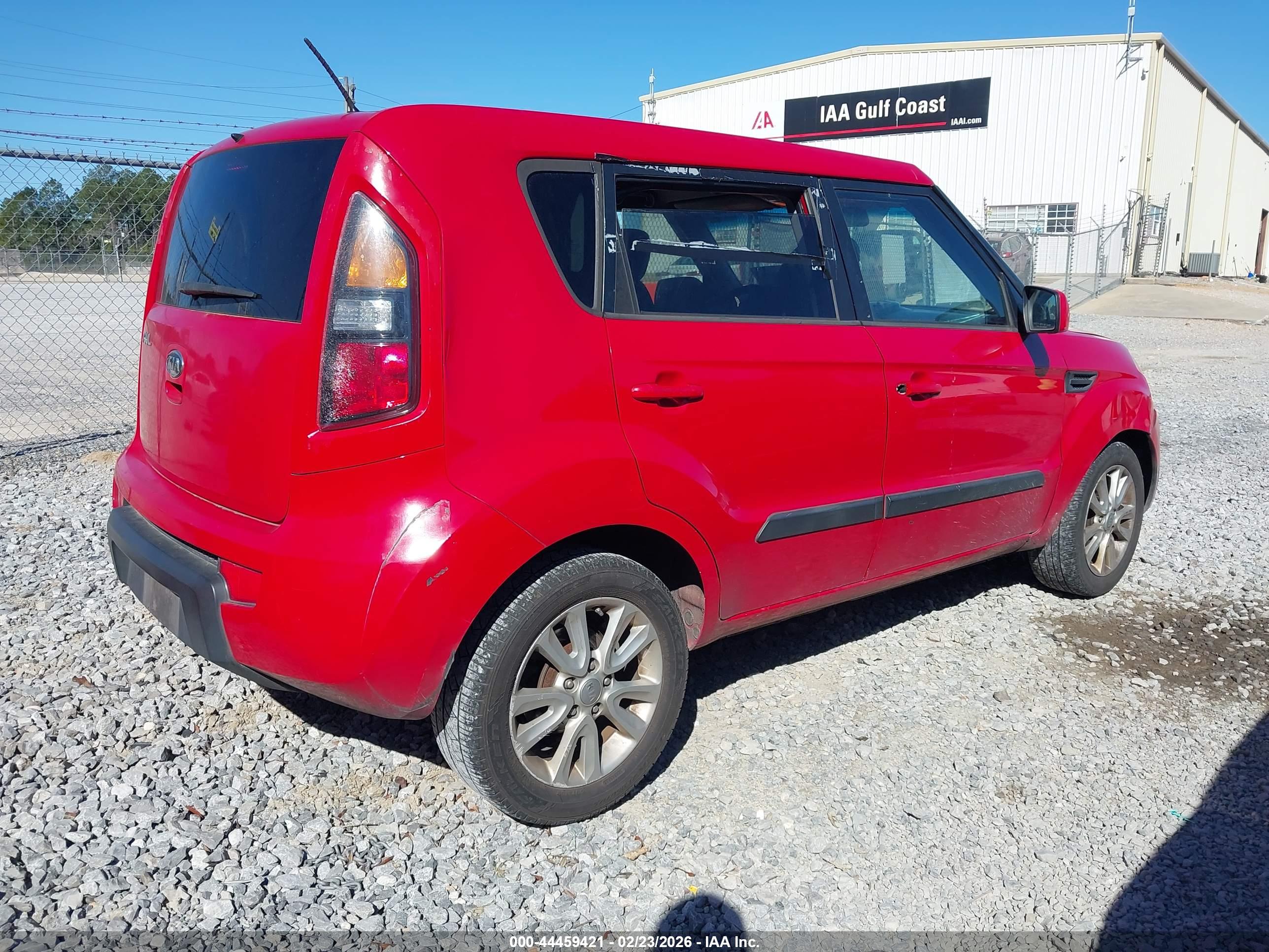 KIA SOUL image 4