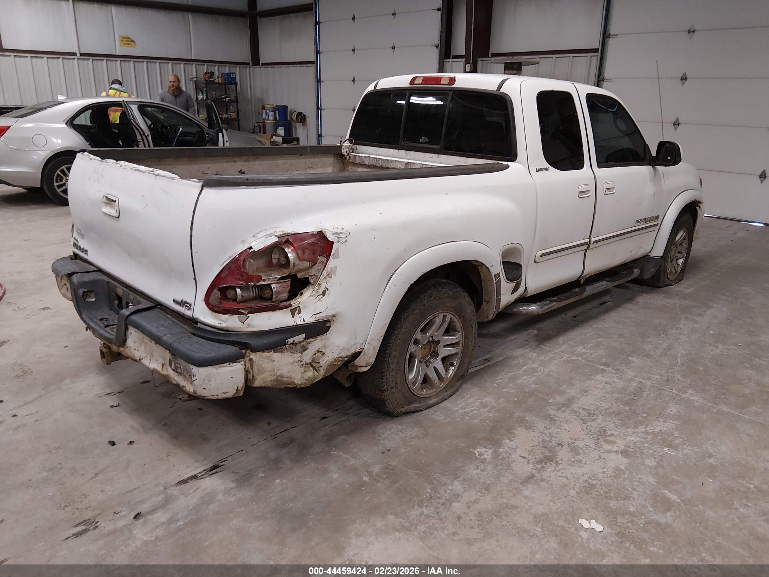 TOYOTA TUNDRA image 6