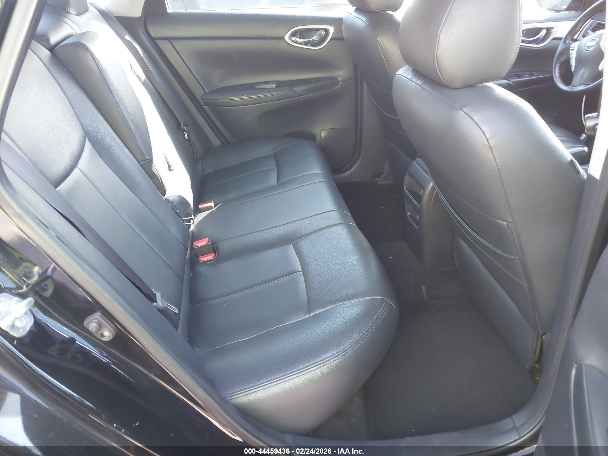 NISSAN SENTRA image 8