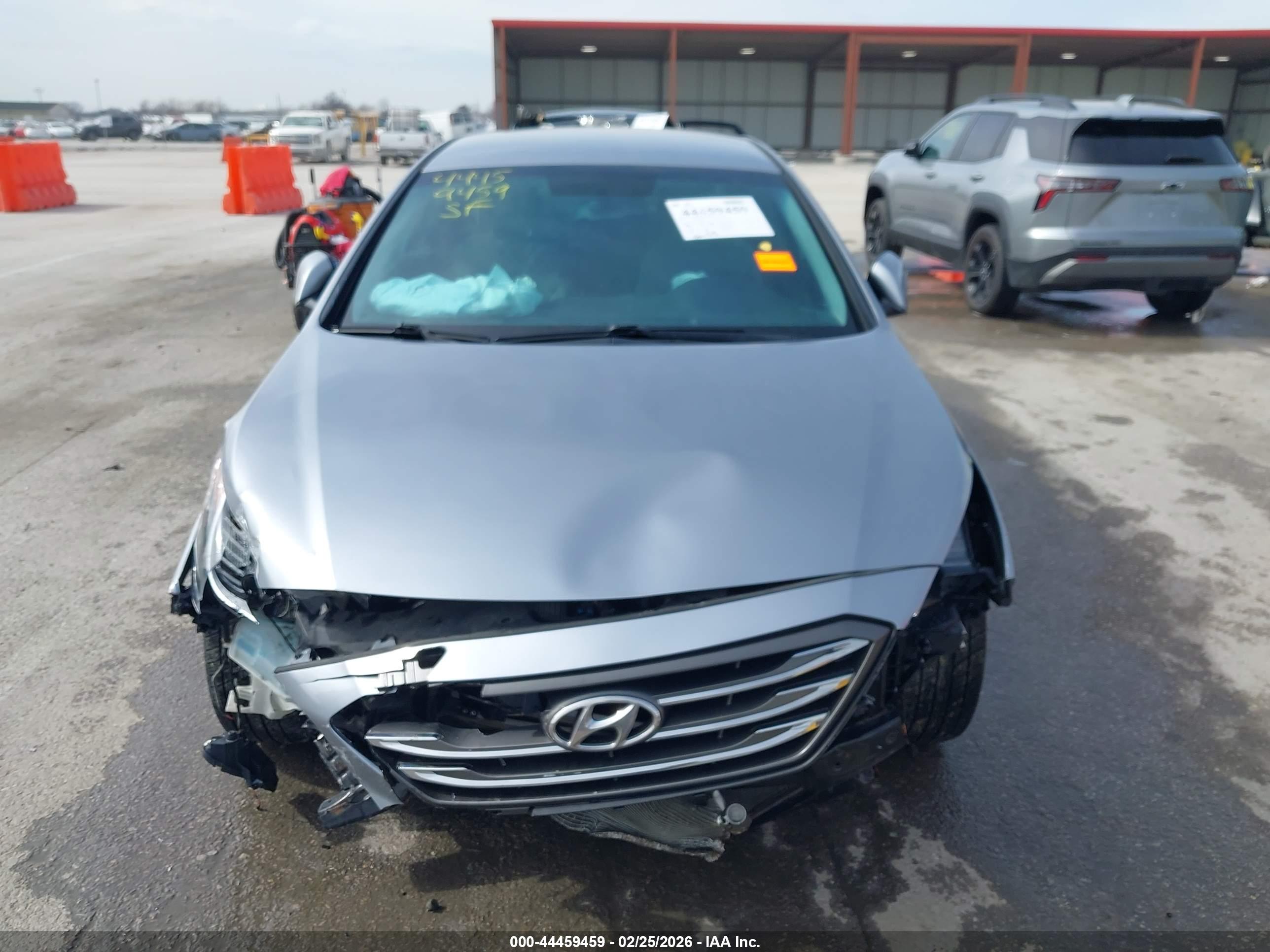 HYUNDAI SONATA image 6