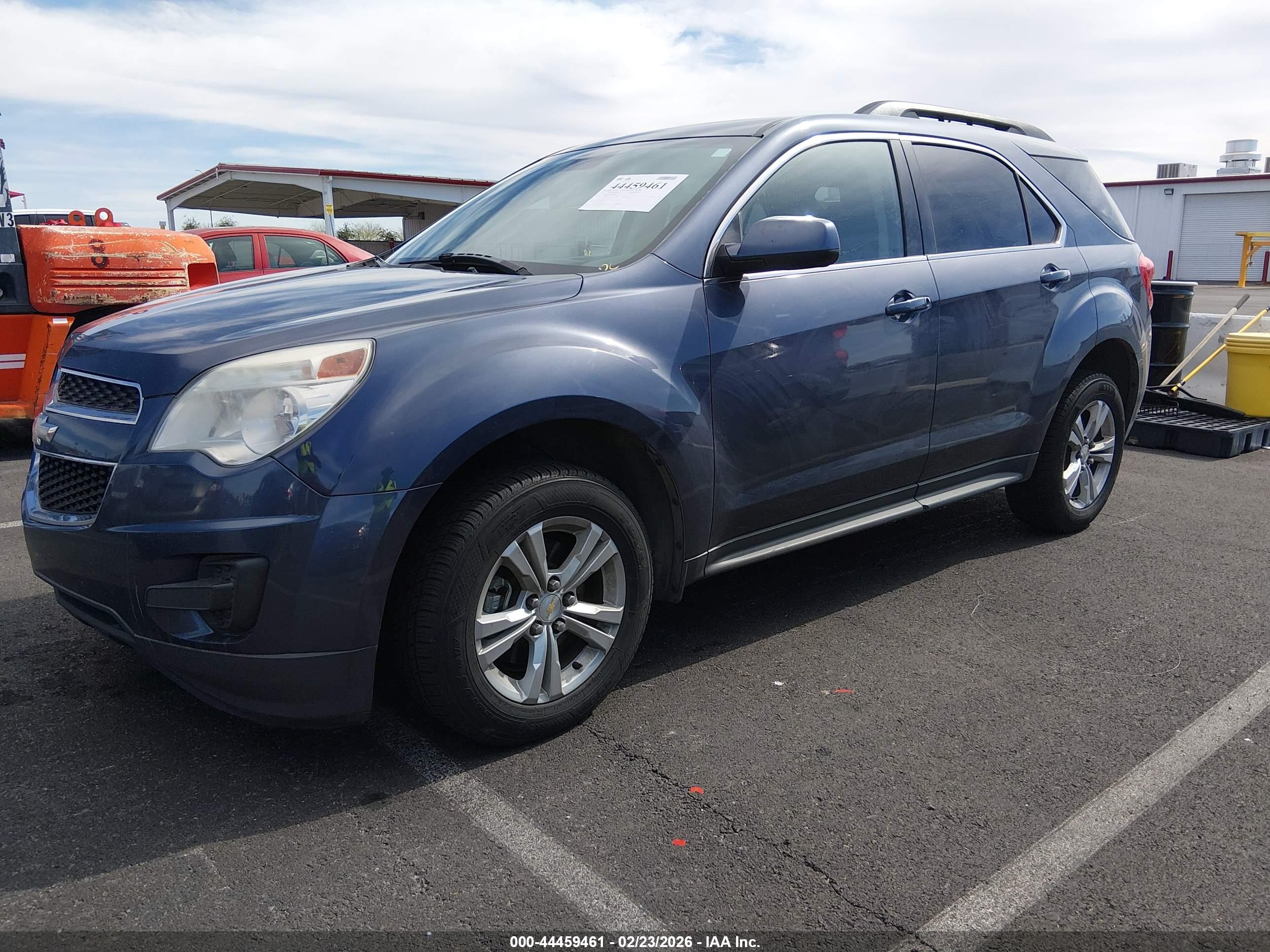 CHEVROLET EQUINOX image 2