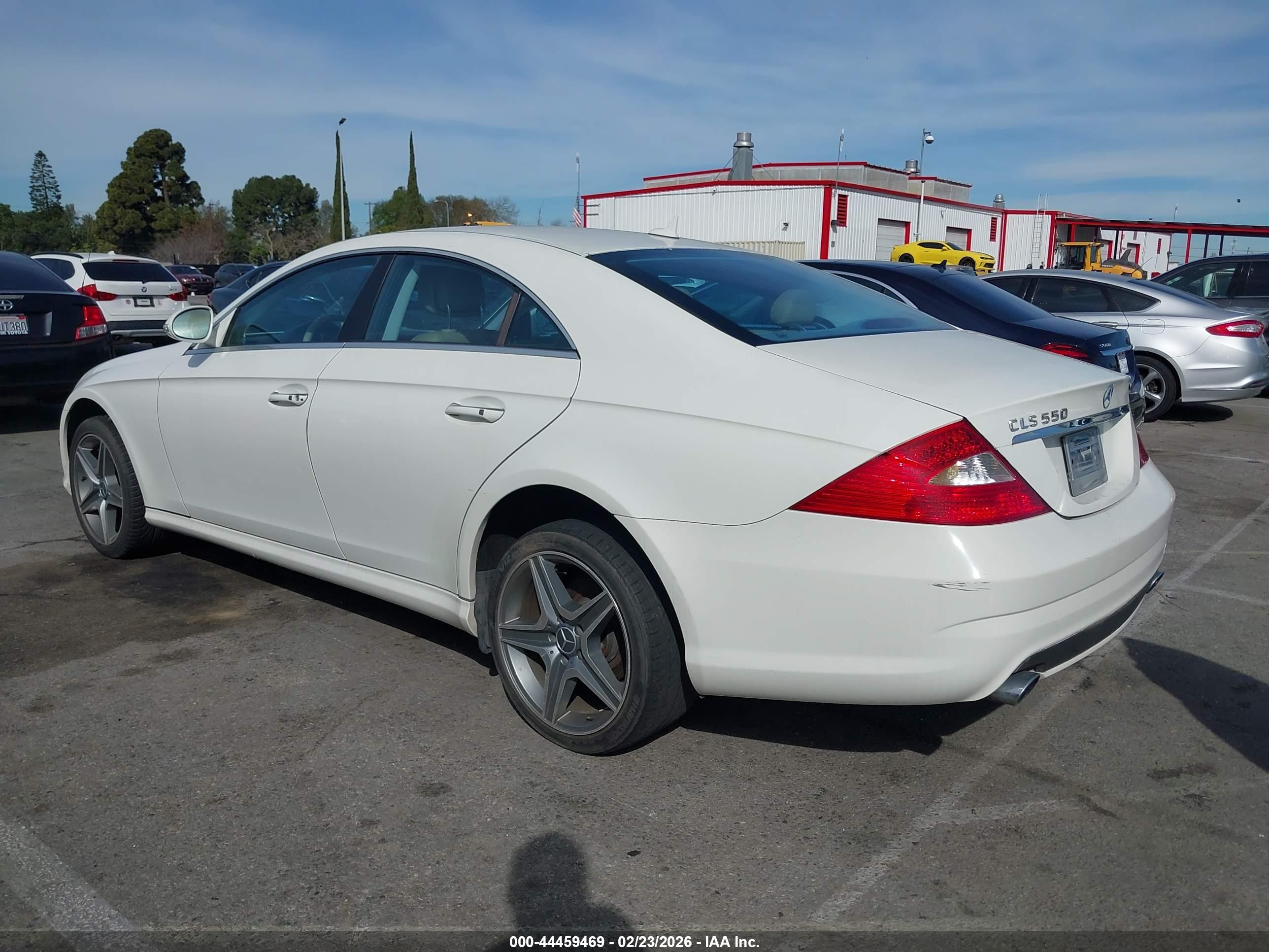 MERCEDES-BENZ CLS image 6