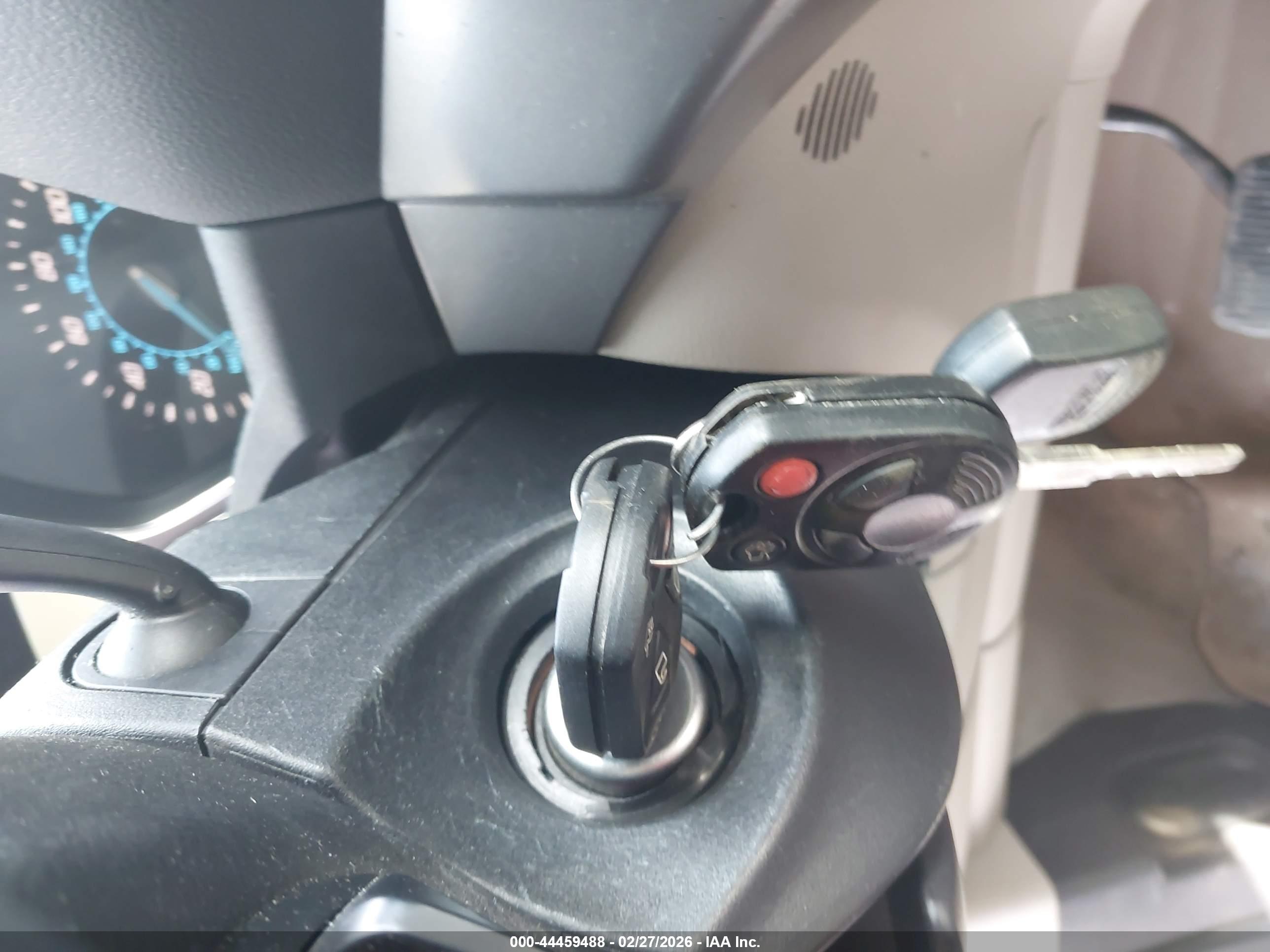 FORD ESCAPE image 11