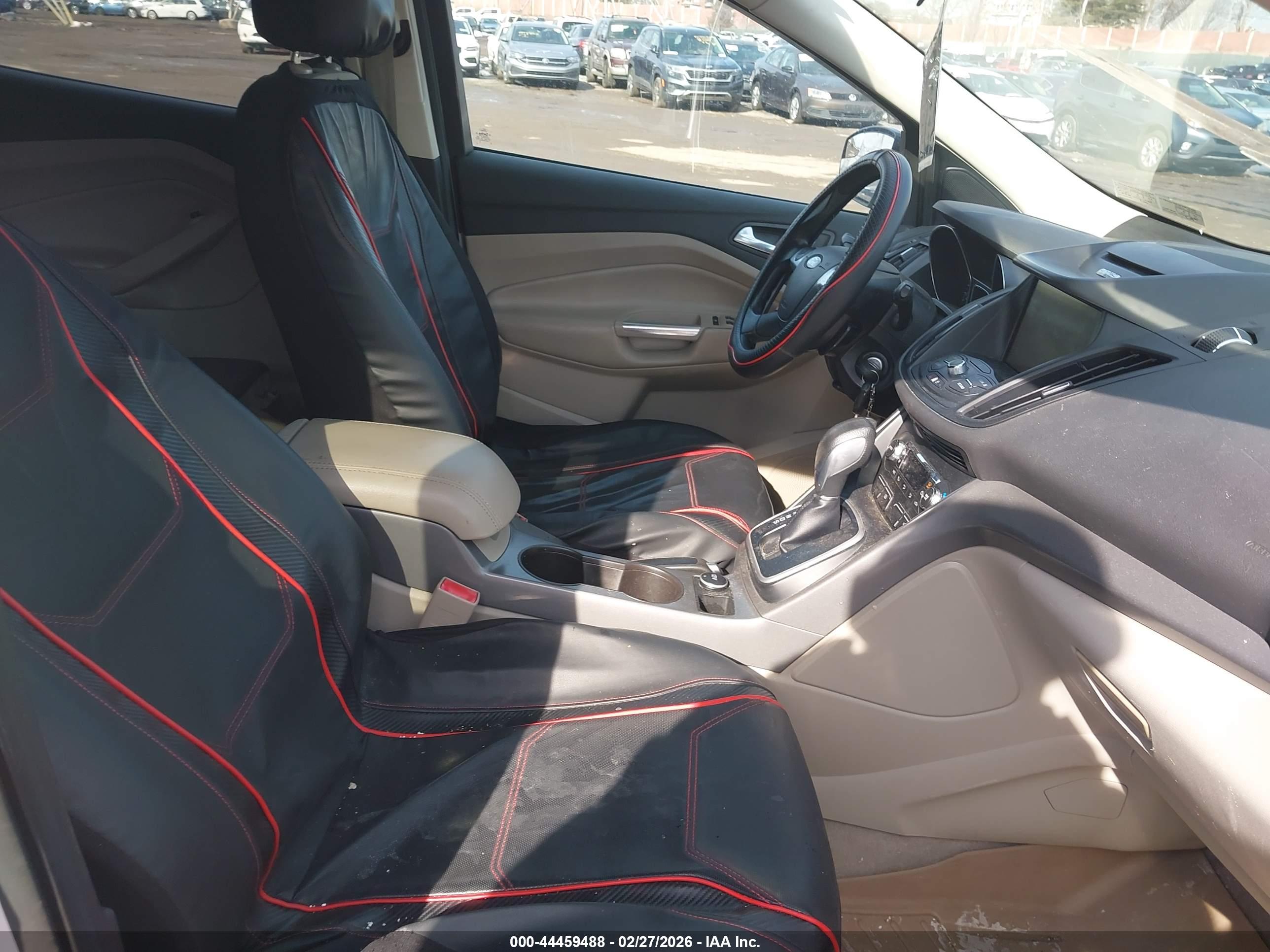 FORD ESCAPE image 5