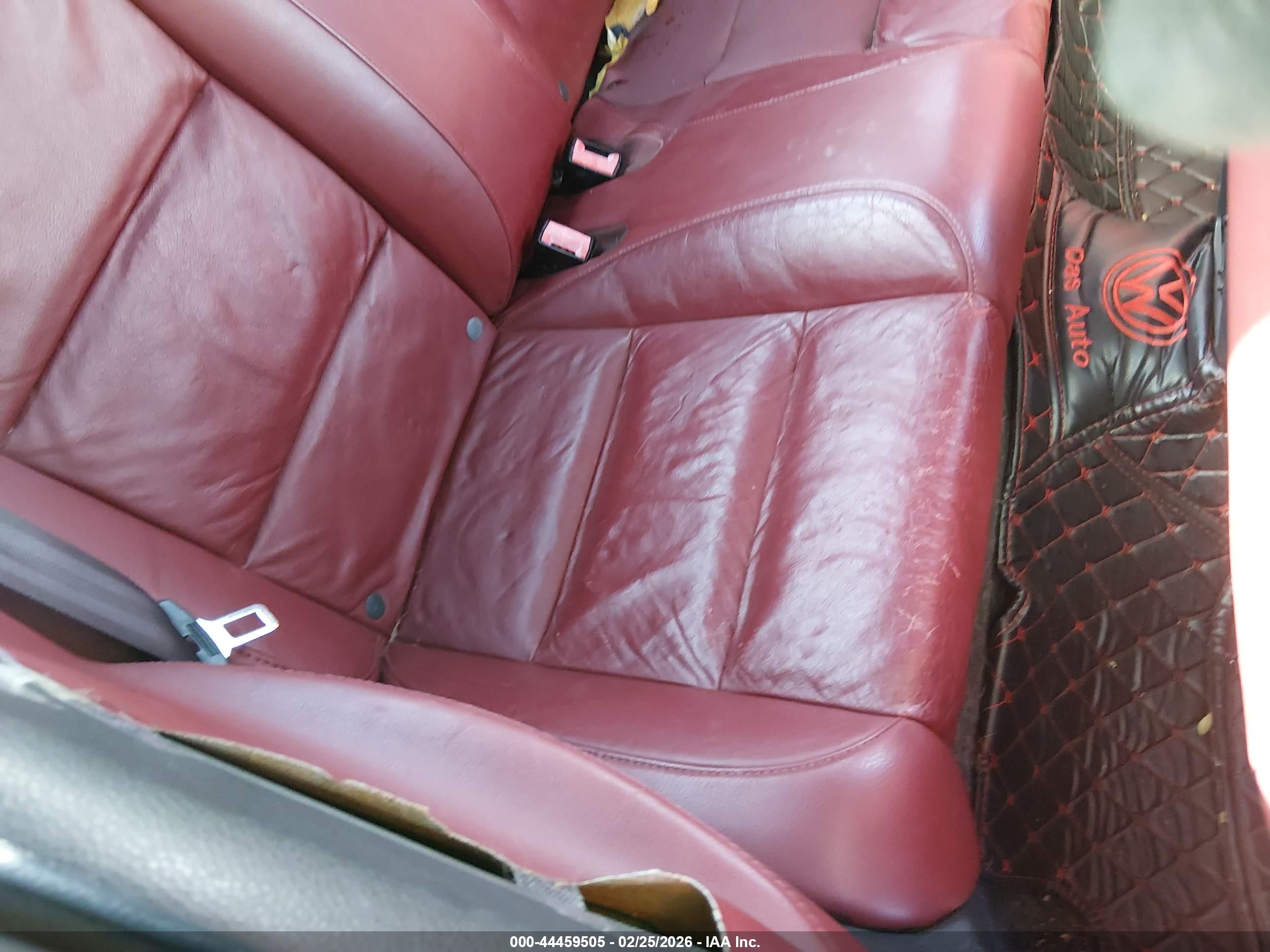 VOLKSWAGEN EOS image 8