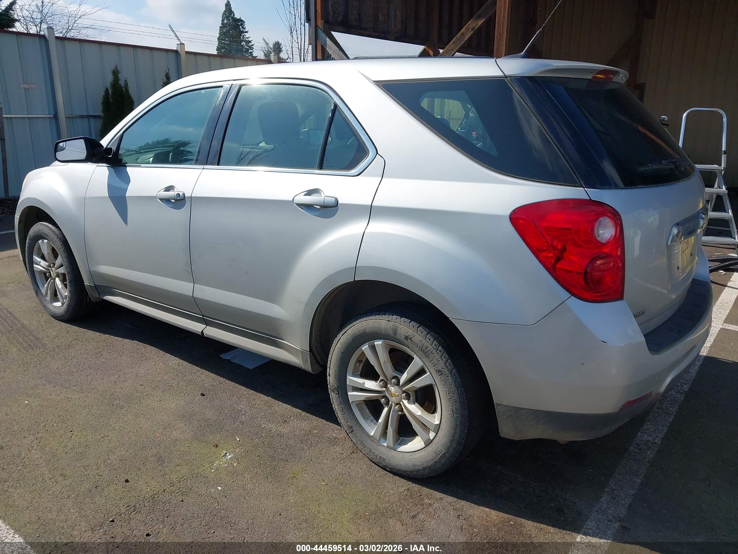 CHEVROLET EQUINOX image 3