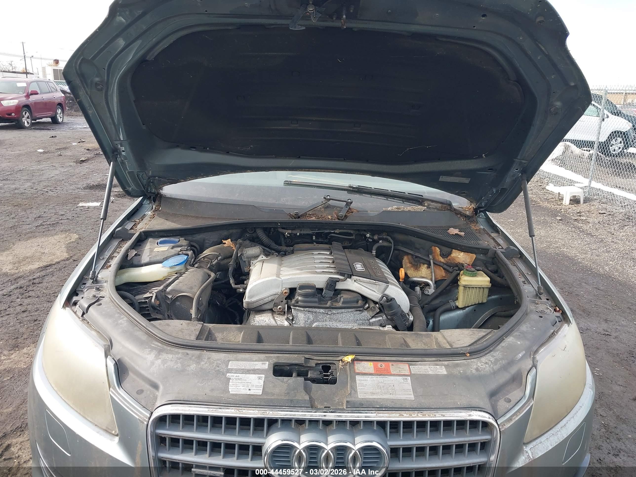 AUDI Q7 image 10
