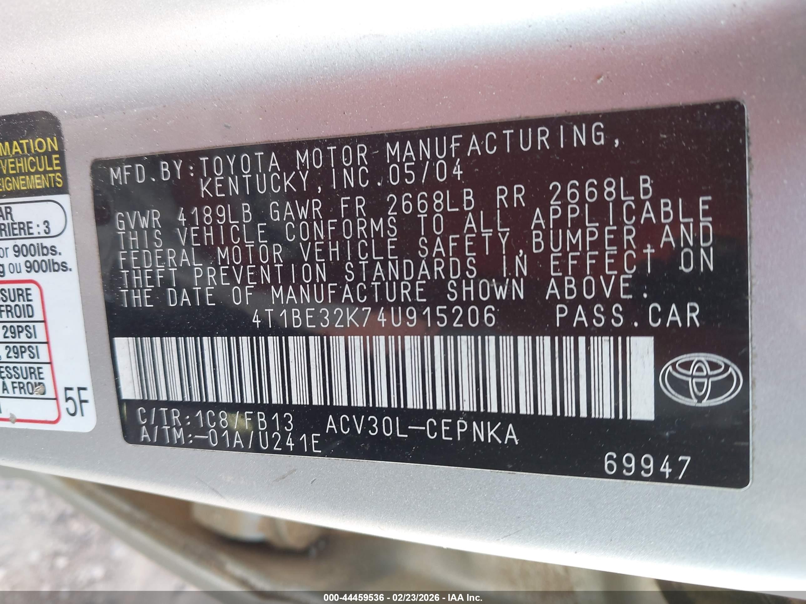 TOYOTA CAMRY image 9