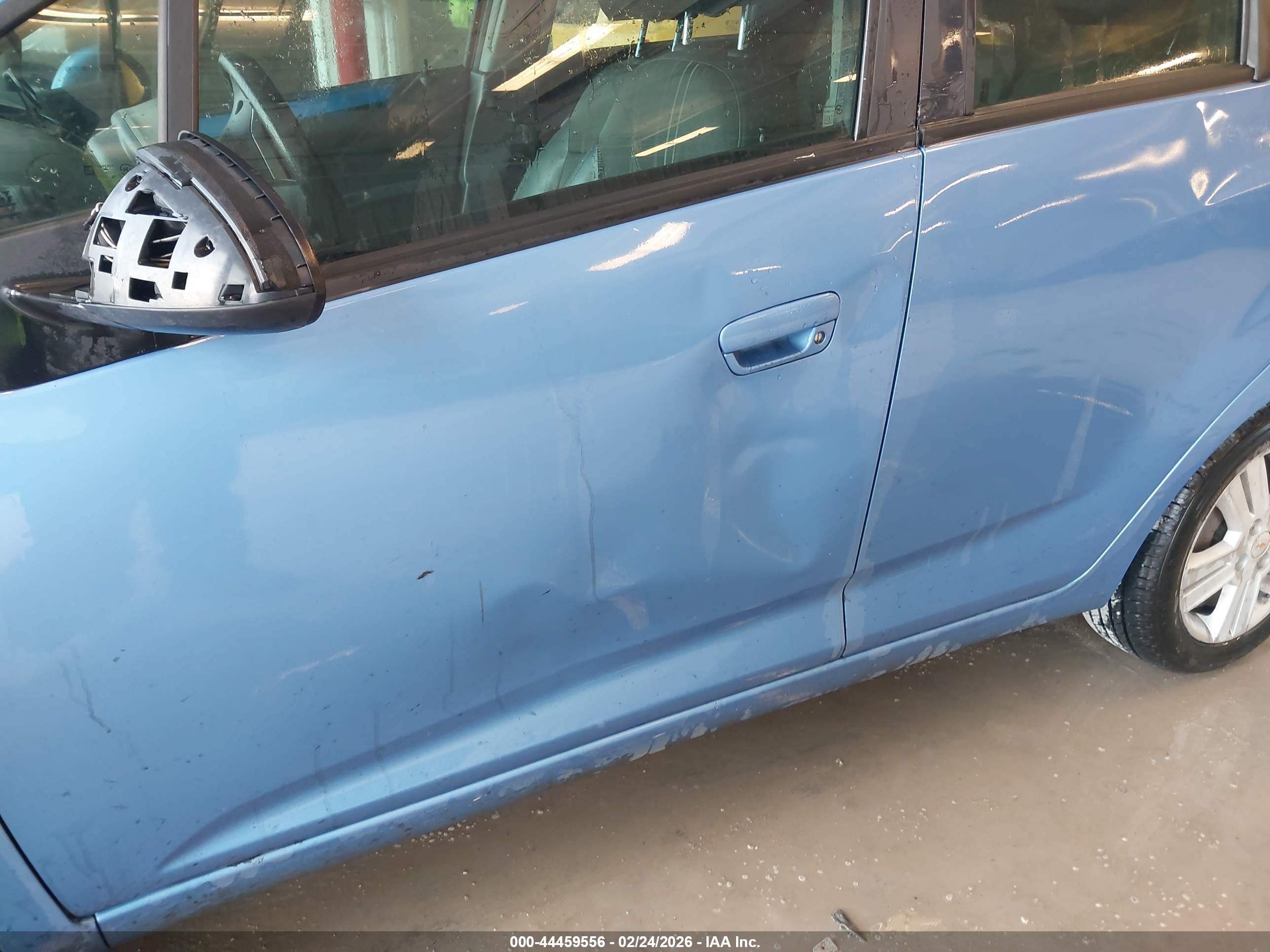 CHEVROLET SPARK image 6