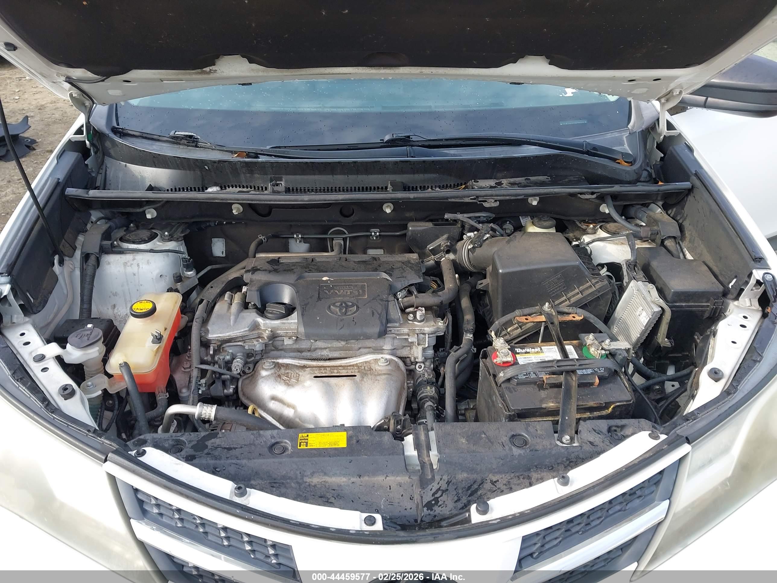 TOYOTA RAV4 image 10