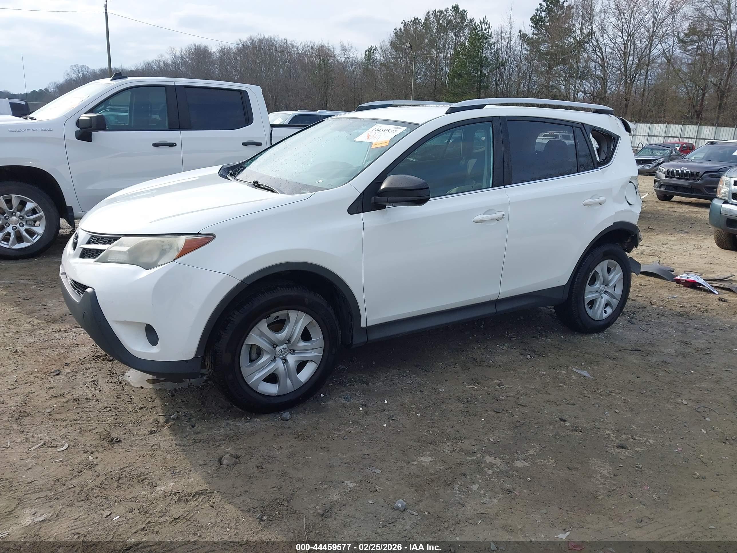 TOYOTA RAV4 image 2