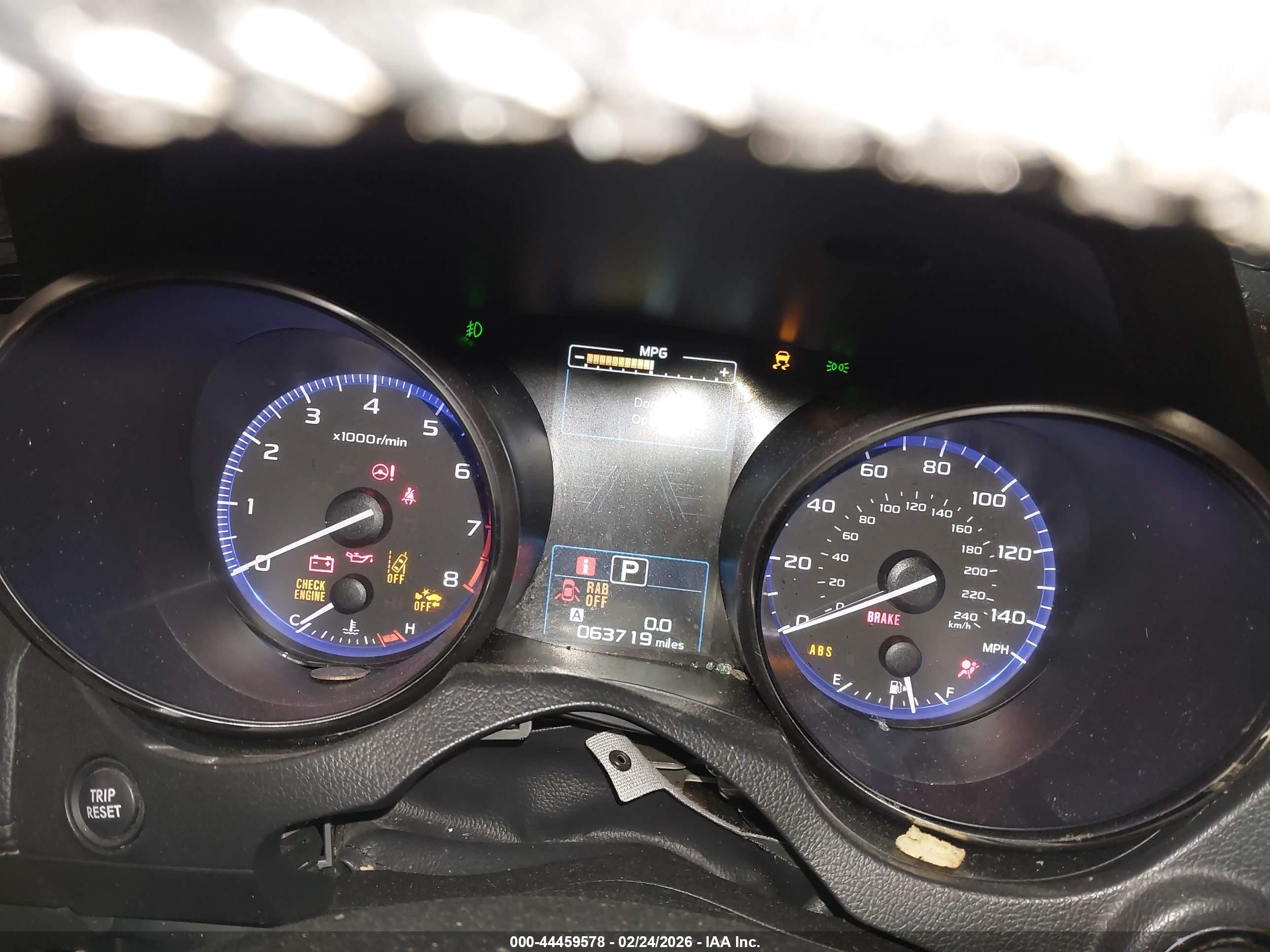 SUBARU OUTBACK image 7