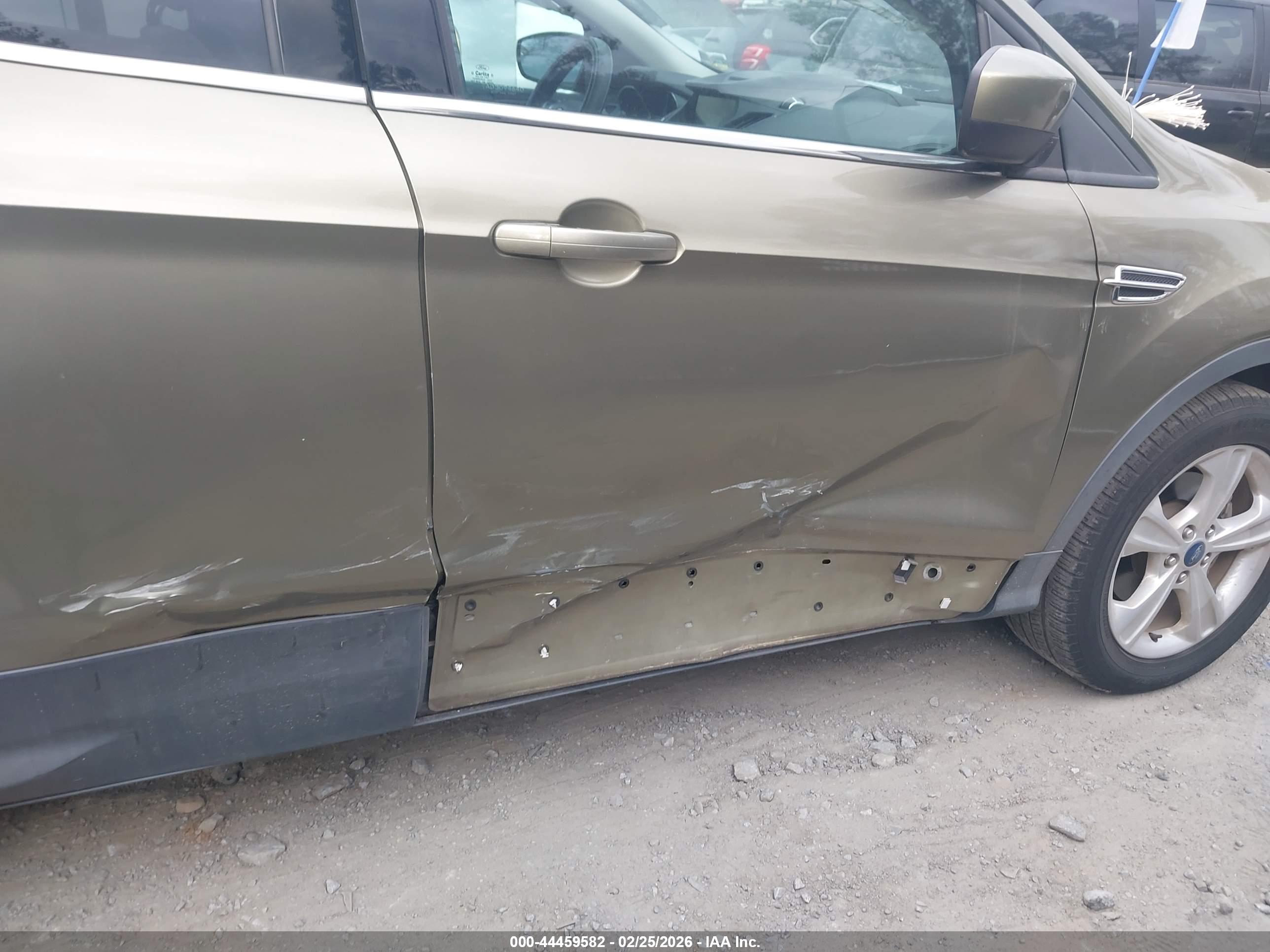 FORD ESCAPE image 6