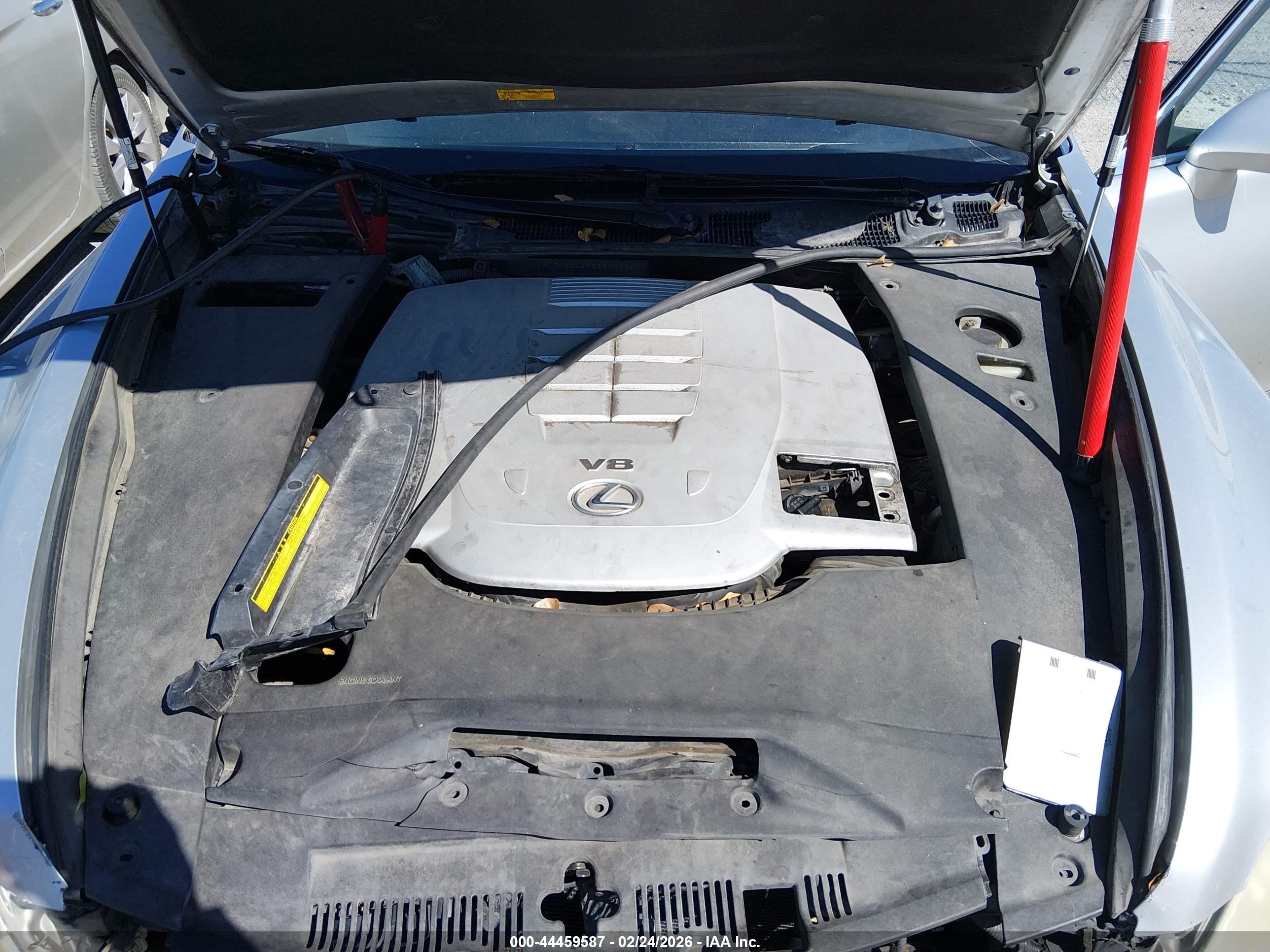 LEXUS LS image 10