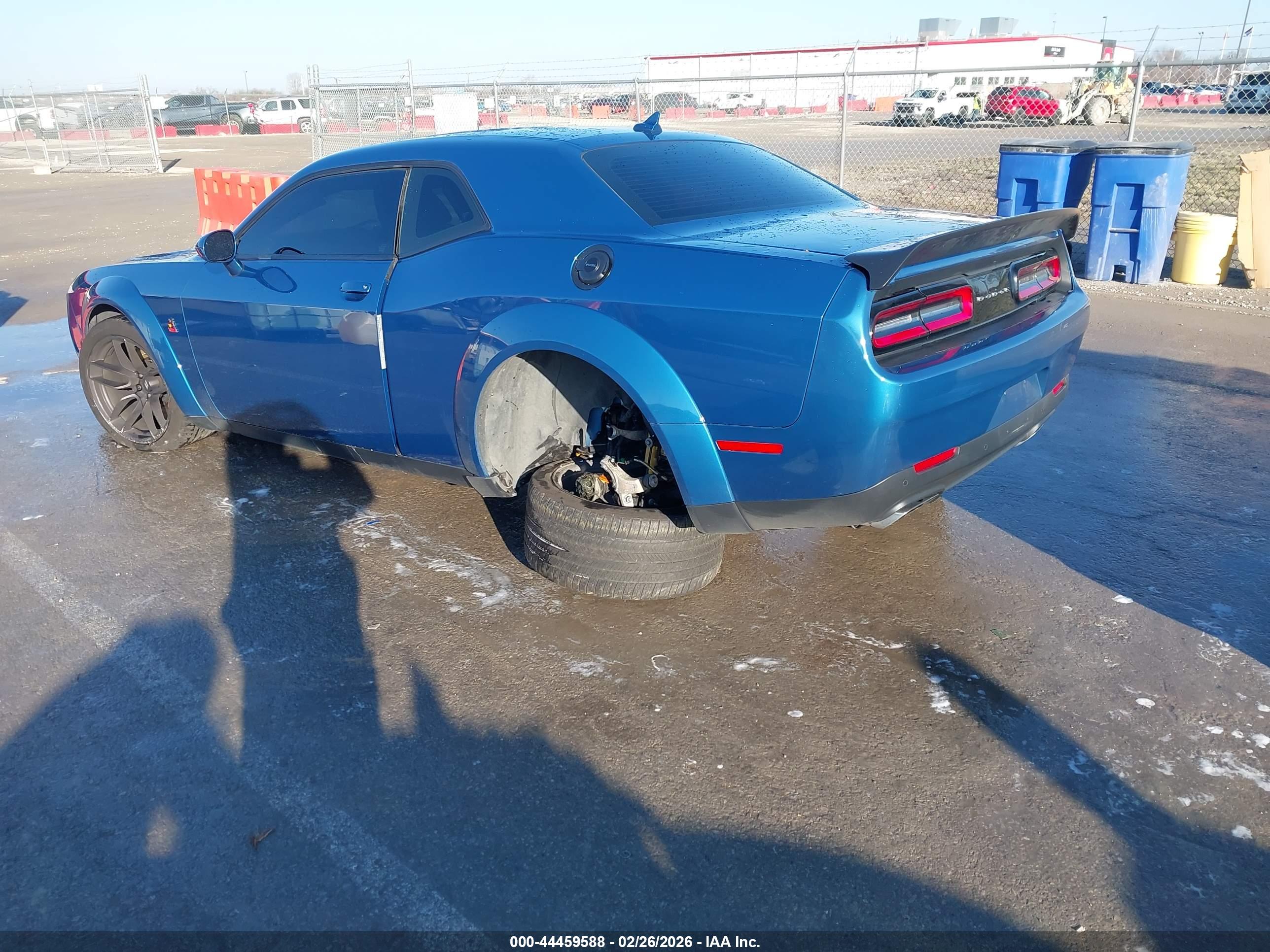 DODGE CHALLENGER image 3