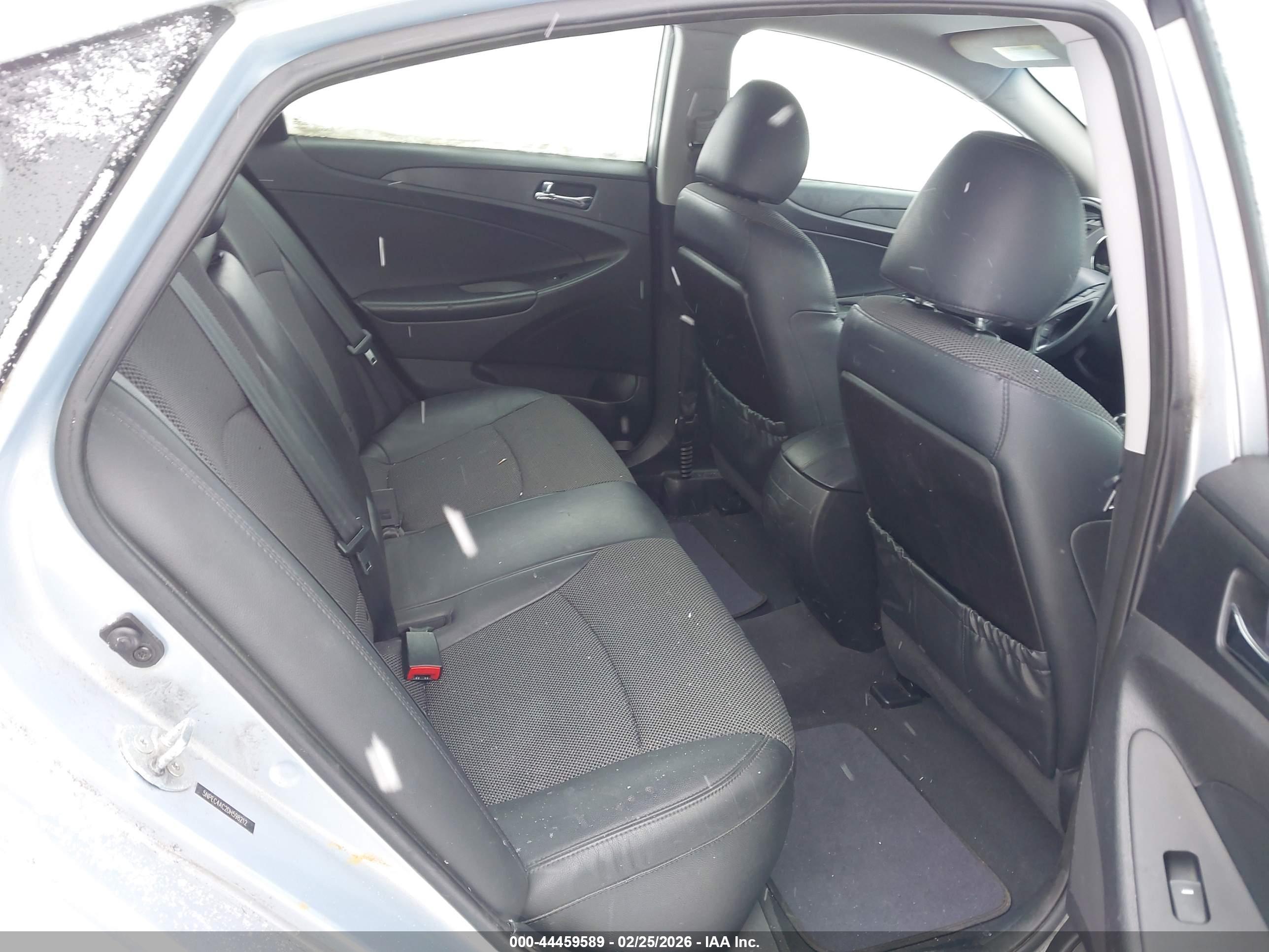 HYUNDAI SONATA image 8
