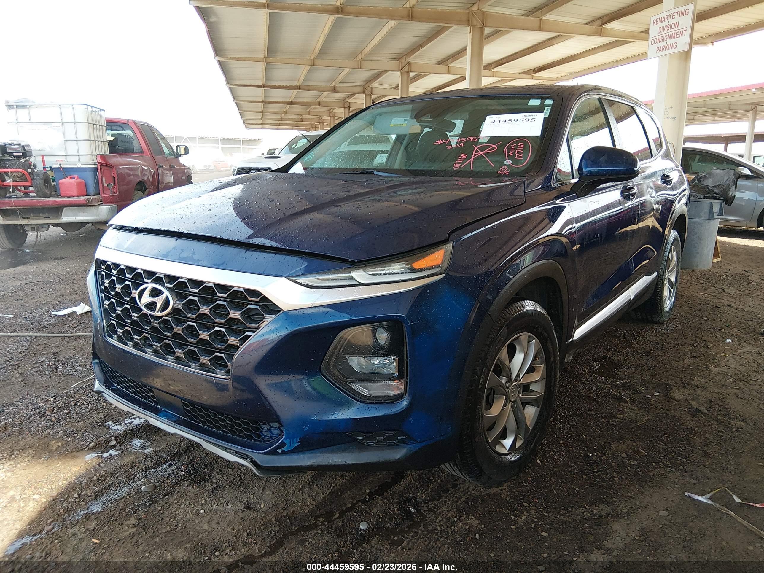 HYUNDAI SANTA image 2
