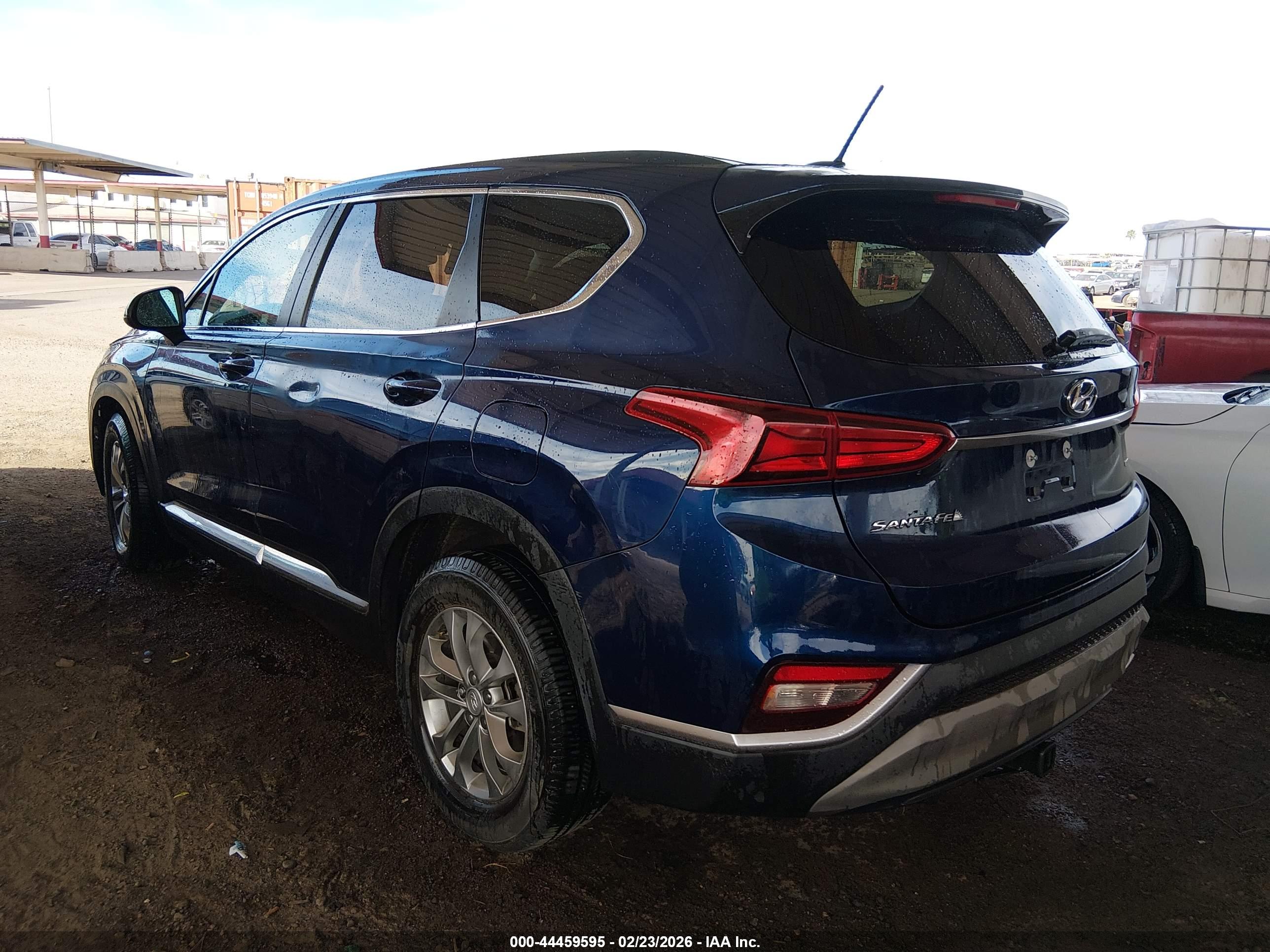 HYUNDAI SANTA image 3