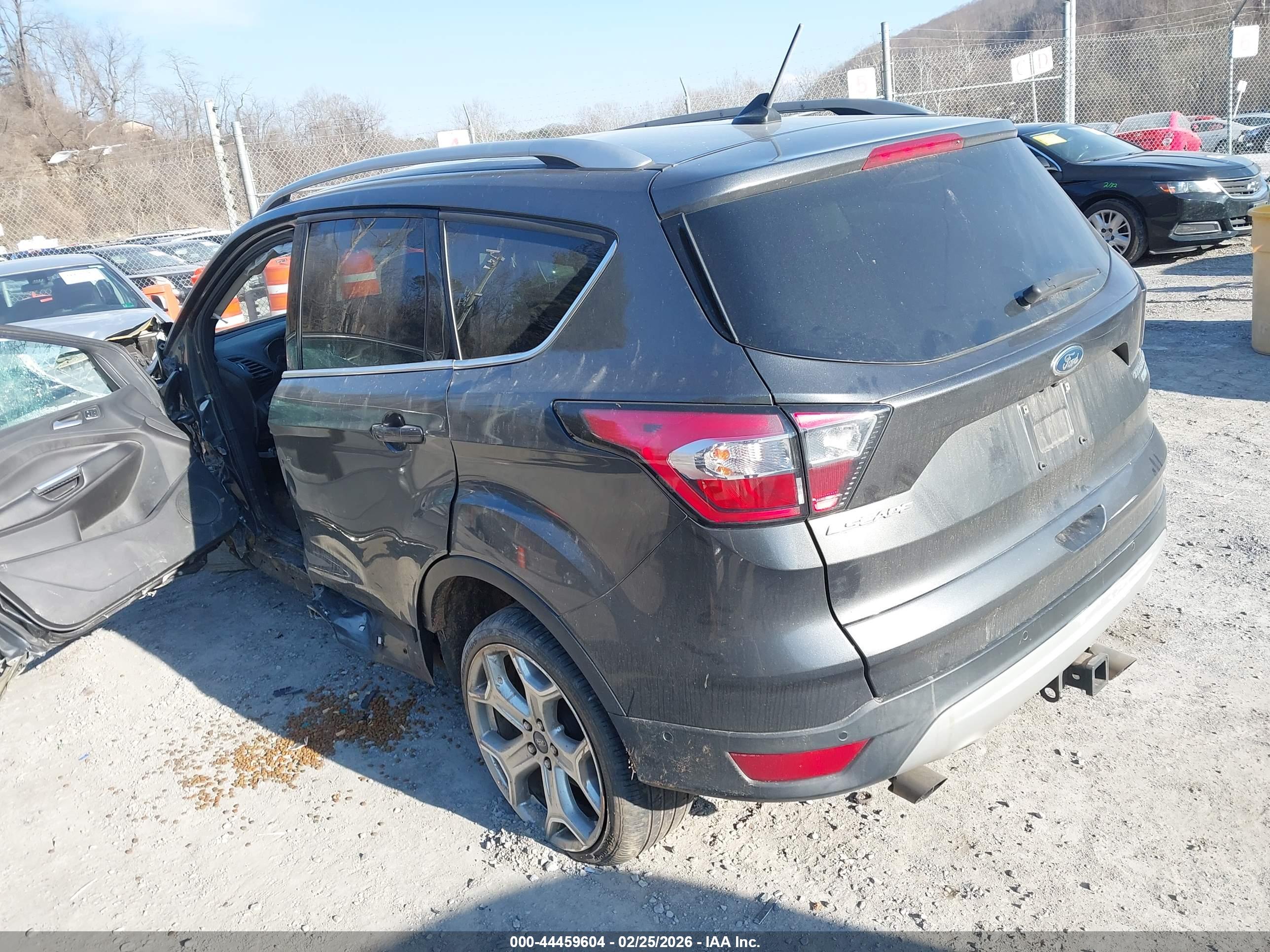 FORD ESCAPE image 3