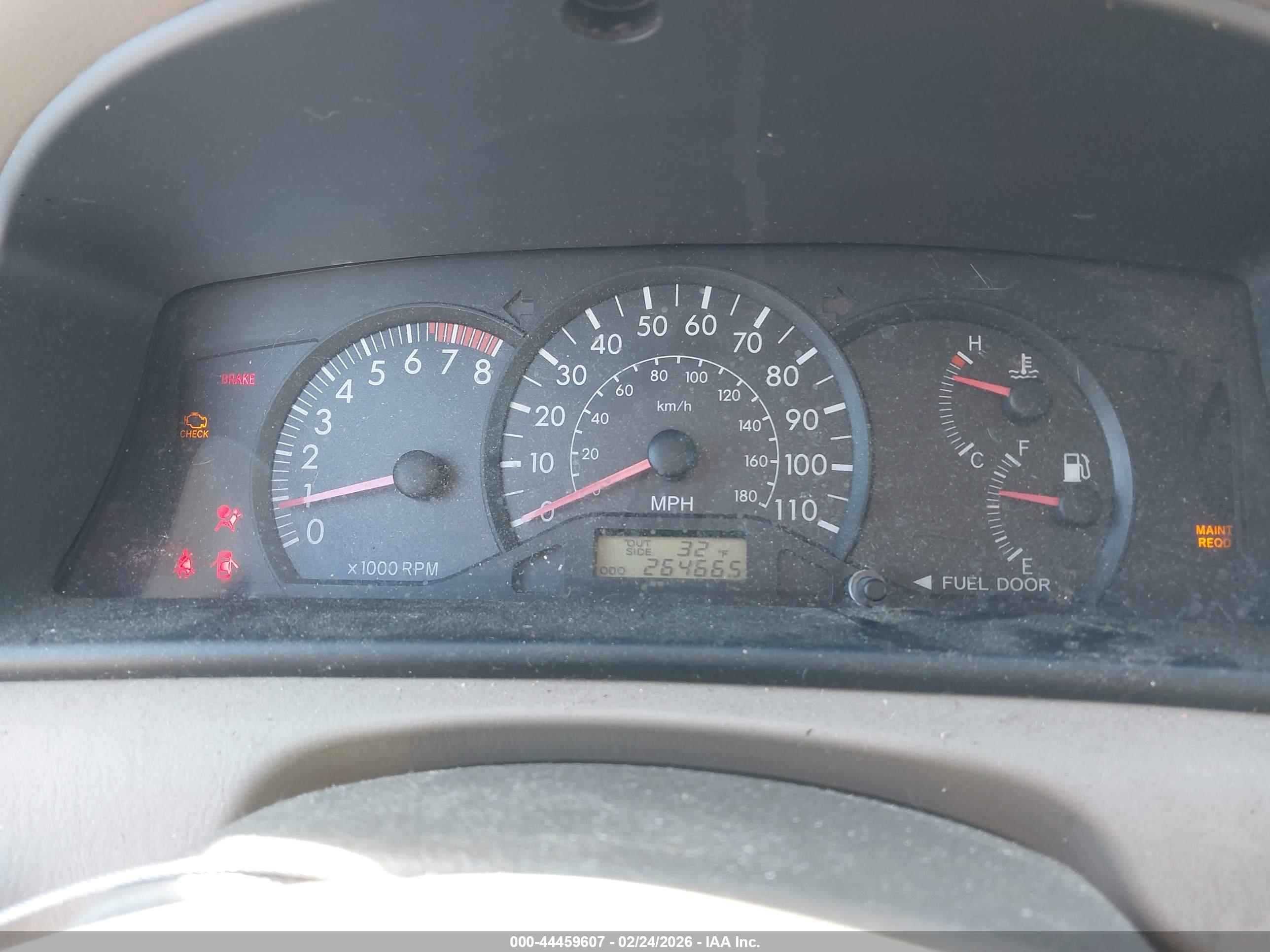 TOYOTA COROLLA image 7