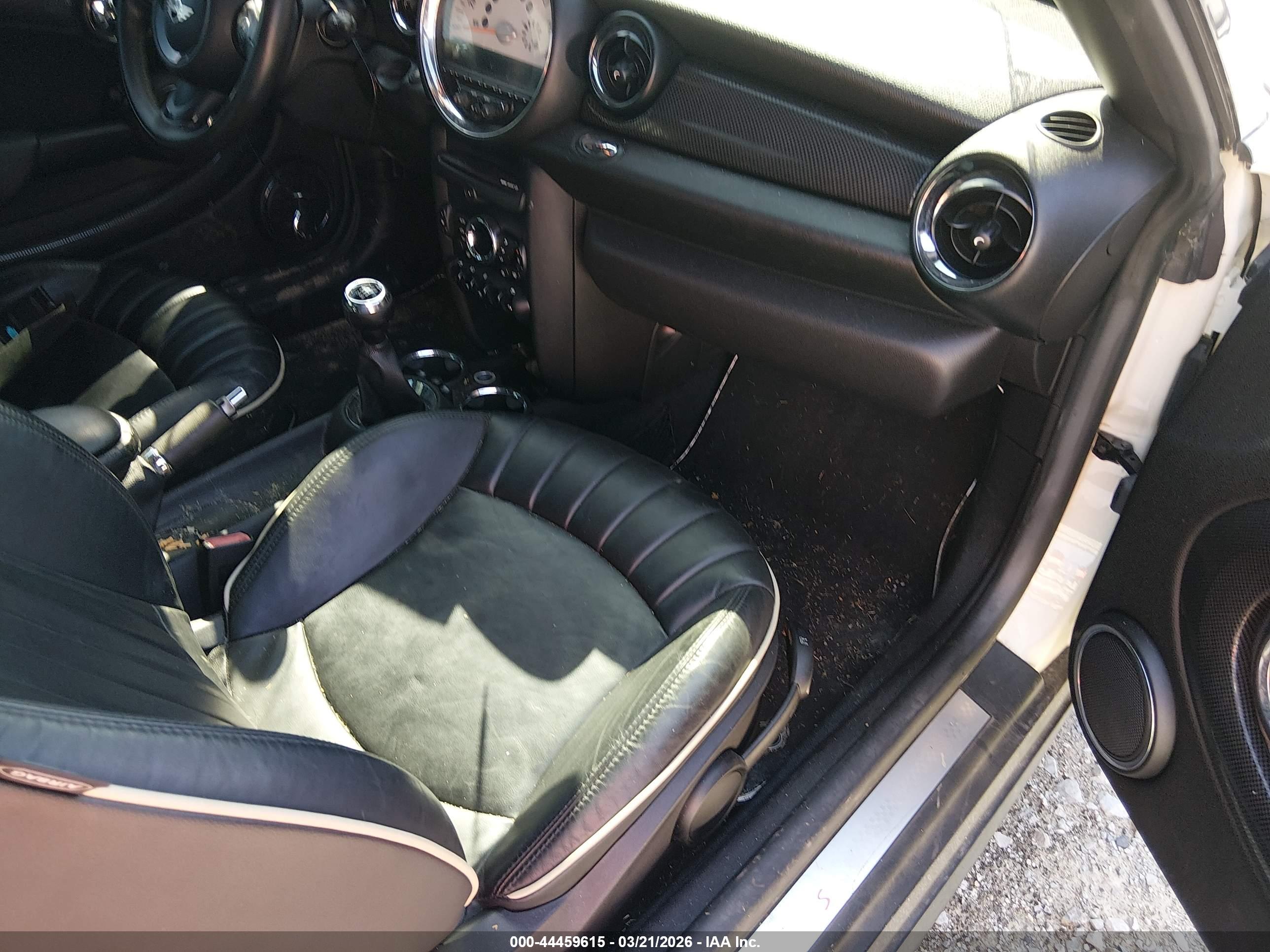 MINI COOPER image 5