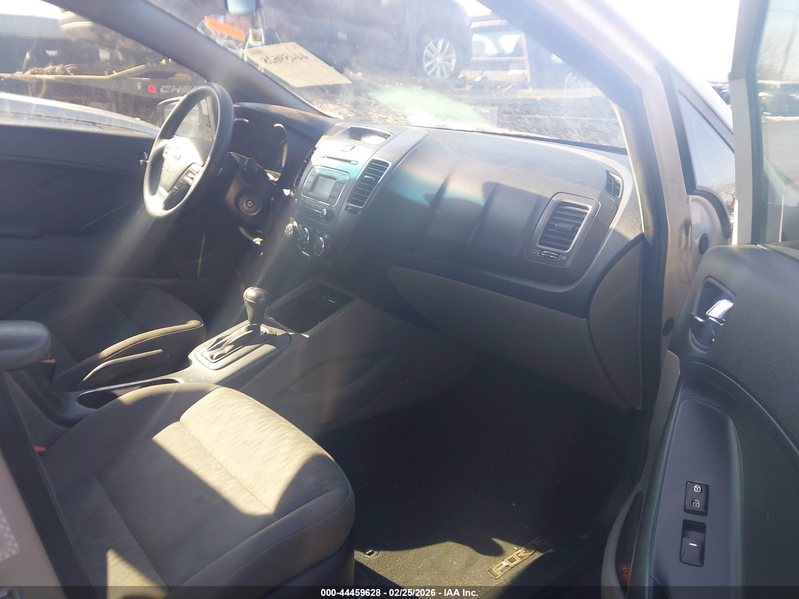KIA FORTE image 5